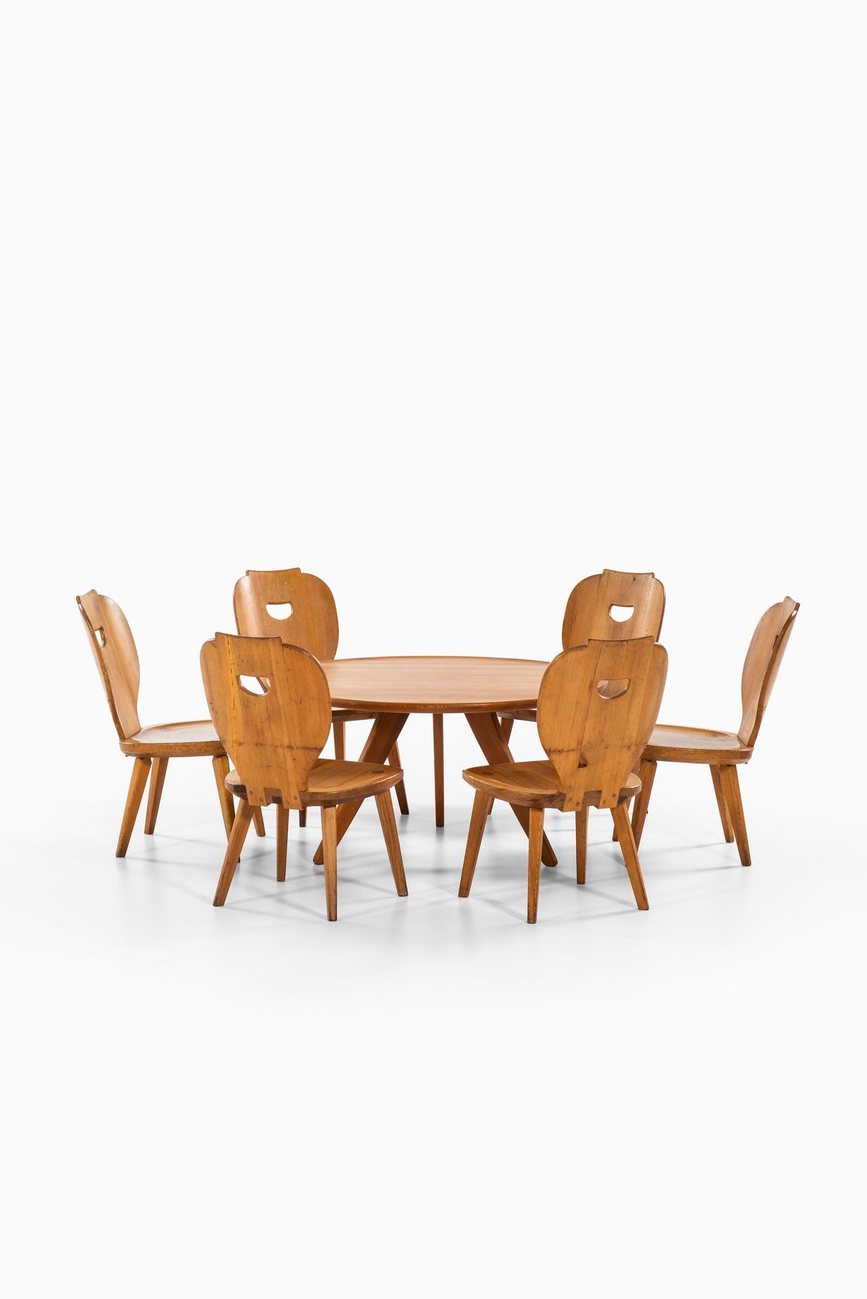 Carl Malmsten Easy Chairs Produced by Svensk Fur in Sweden For Sale 2