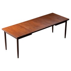 Extendable dining table in teak wood, rectangular design