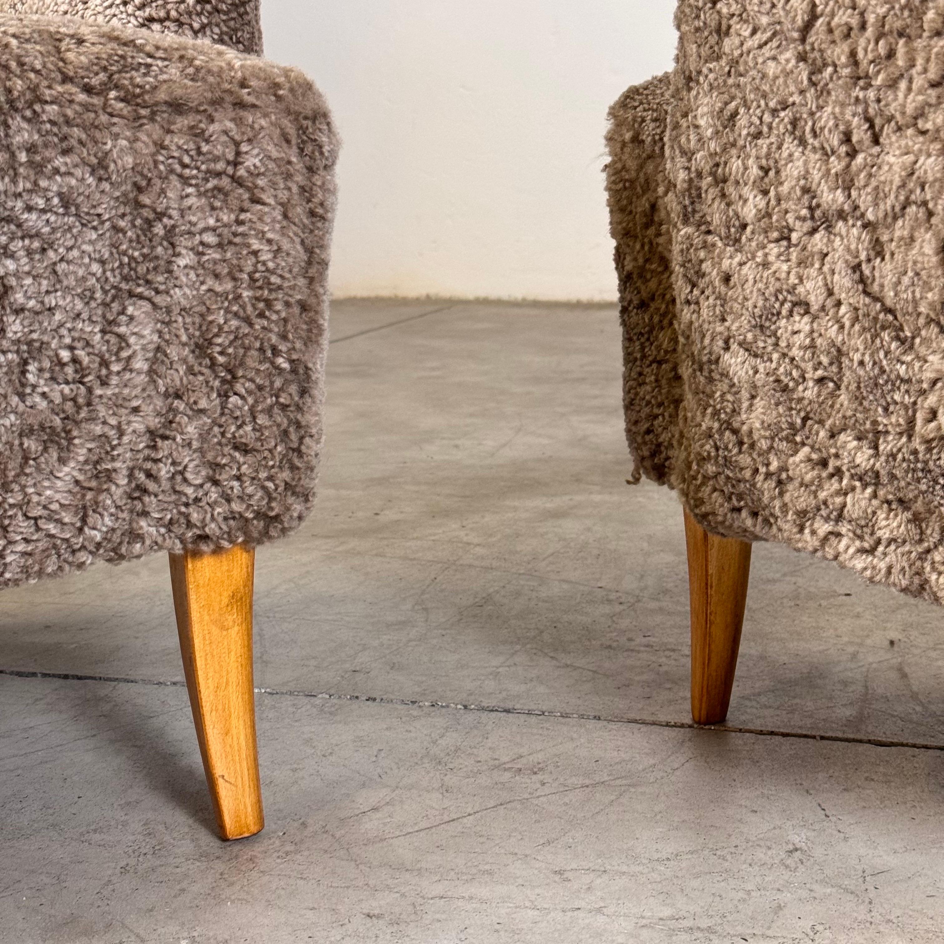 Carl Malmsten para O.H. Sillón Sjögren 'Farmor' en lana de cordero gris, años 50 en venta 9