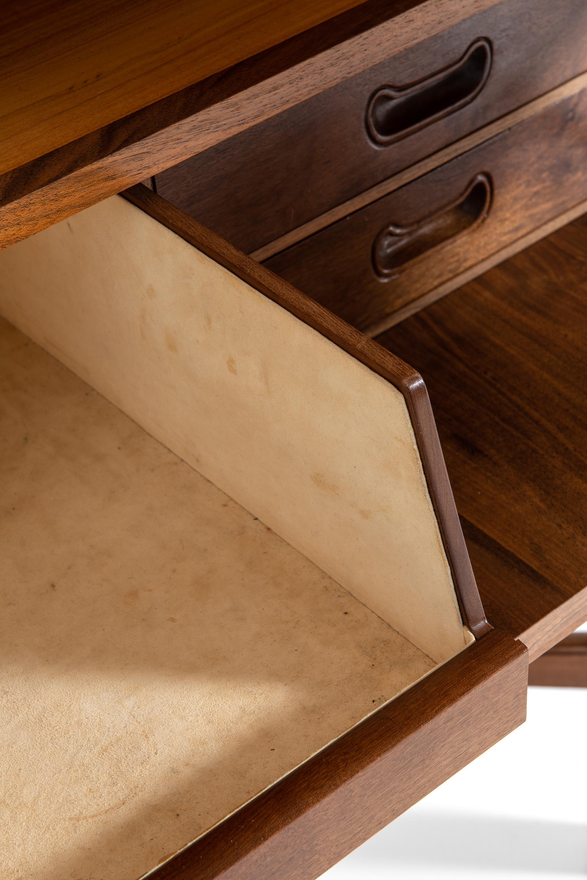 Carl Malmsten Master Cabinet by Hjalmar Wikströms Möbelsnickare in Sweden 1