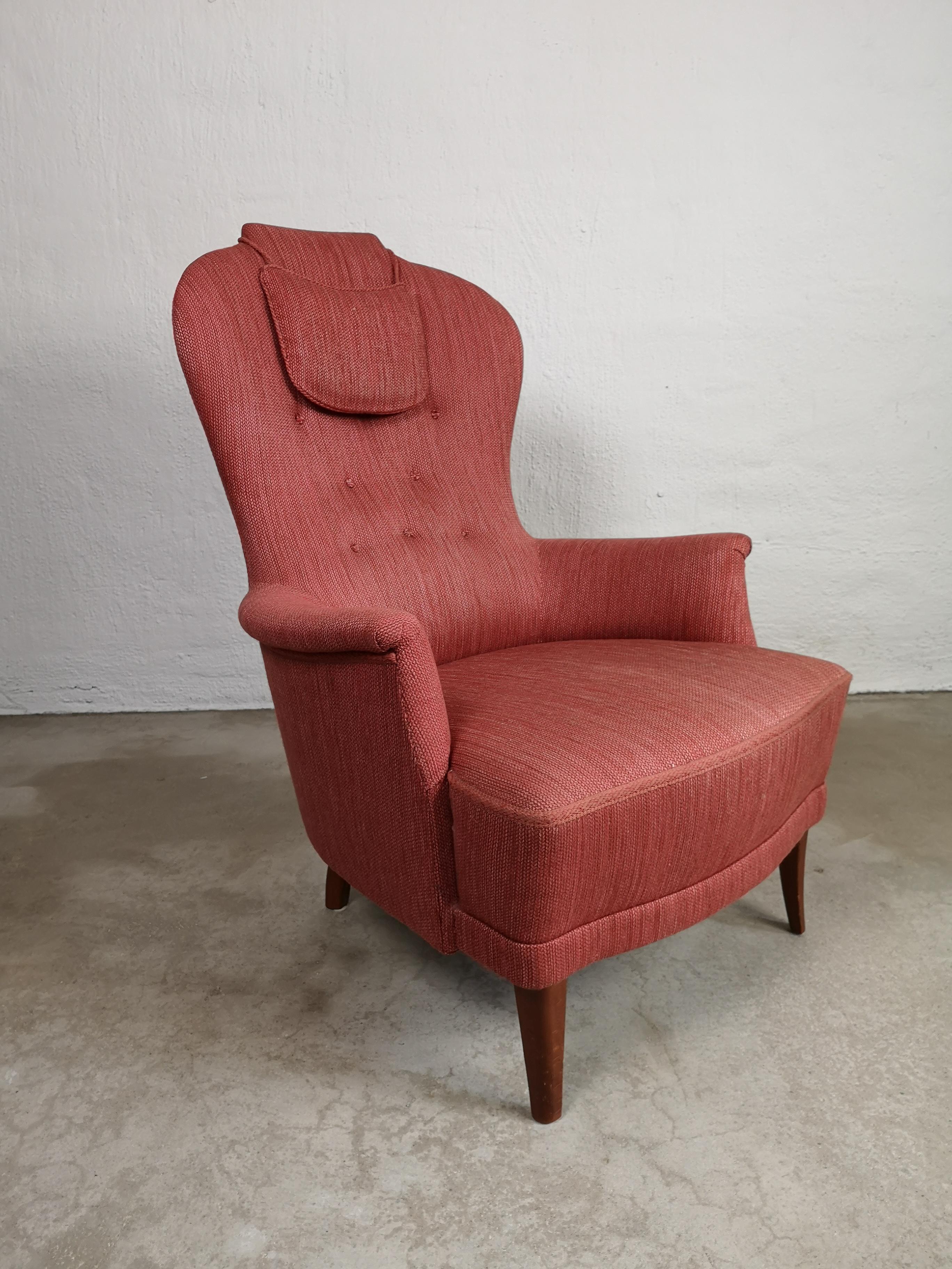 Carl Malmsten Model 'Farmor' Lounge Chair Scandinavian Midcentury In Excellent Condition In Hillringsberg, SE