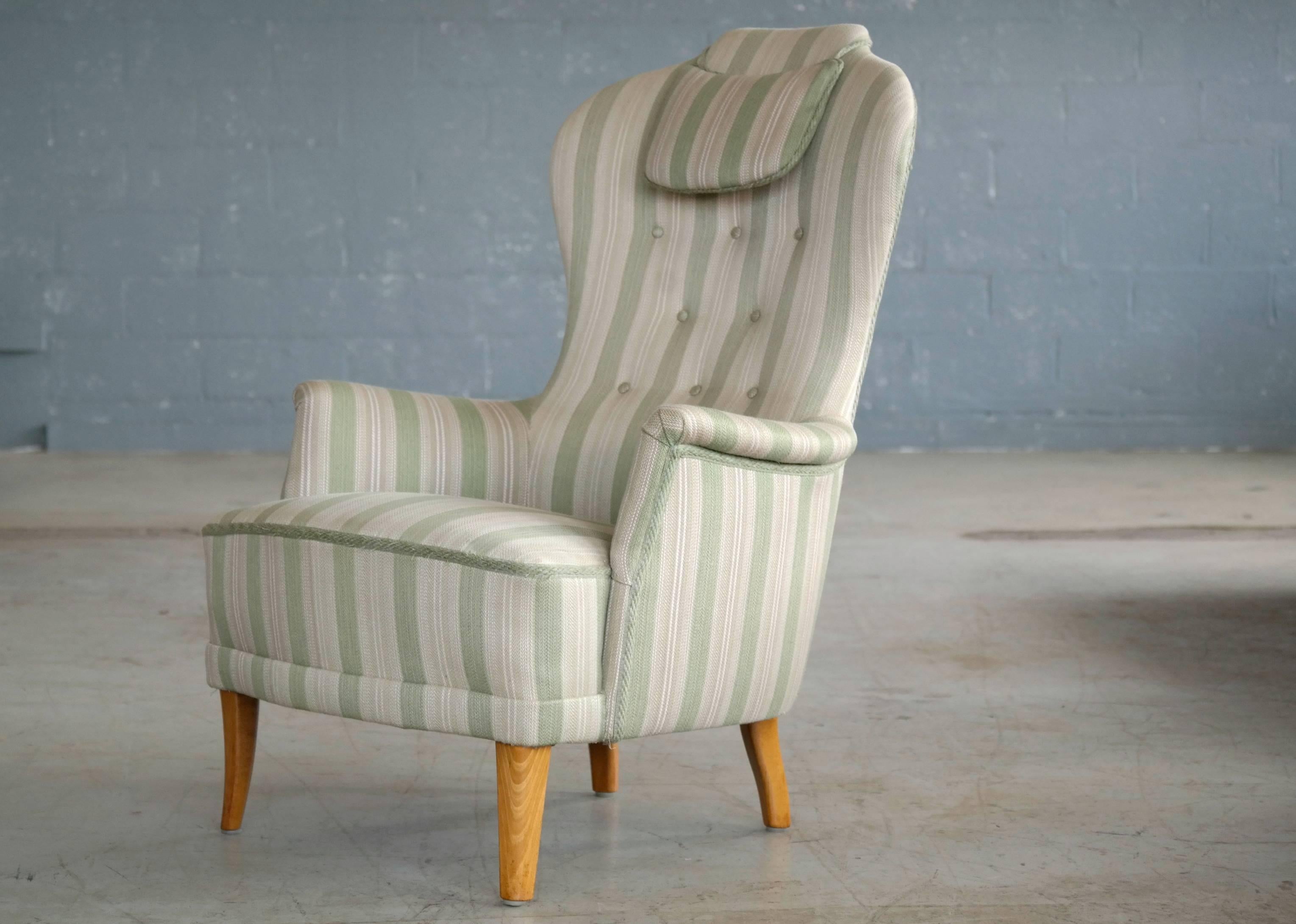 Carl Malmsten Model 'Farmor' Lounge Chair Scandinavian Midcentury In Good Condition In Bridgeport, CT