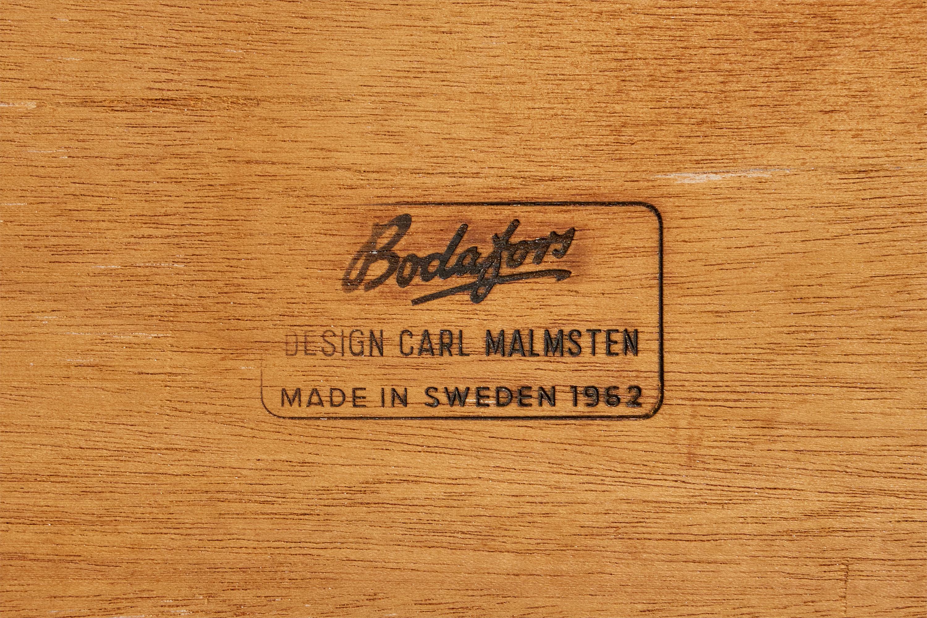 Carl Malmsten, Nightstands, Teak, Sweden, 1950s mediados del siglo XX en venta