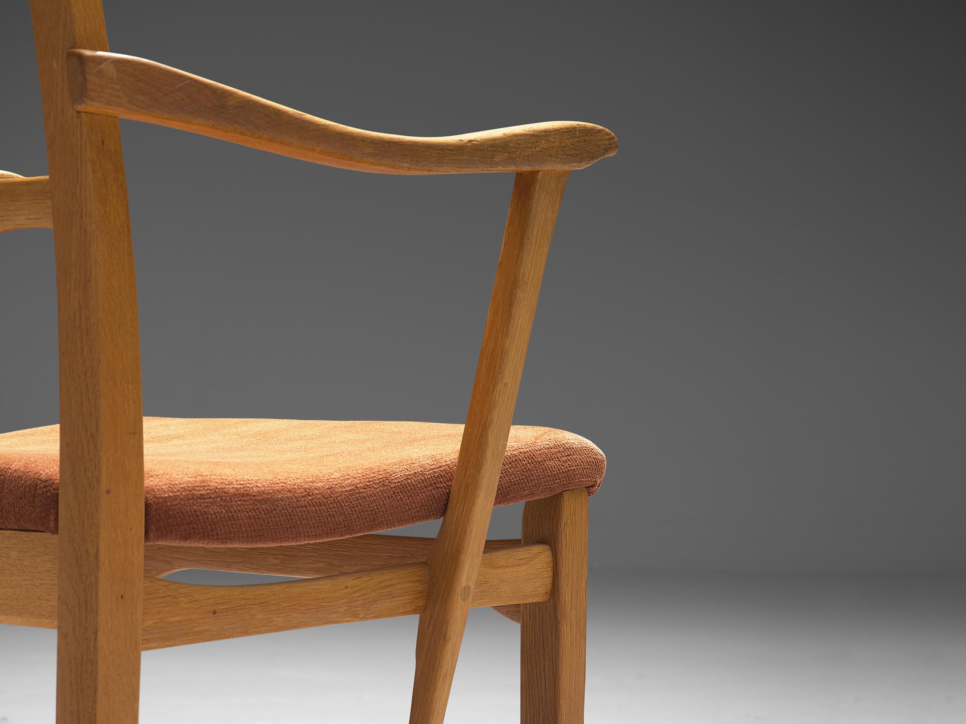 Scandinave moderne Paire de fauteuils Carl Malmsten en Oak Oak et tapisserie Brown en vente