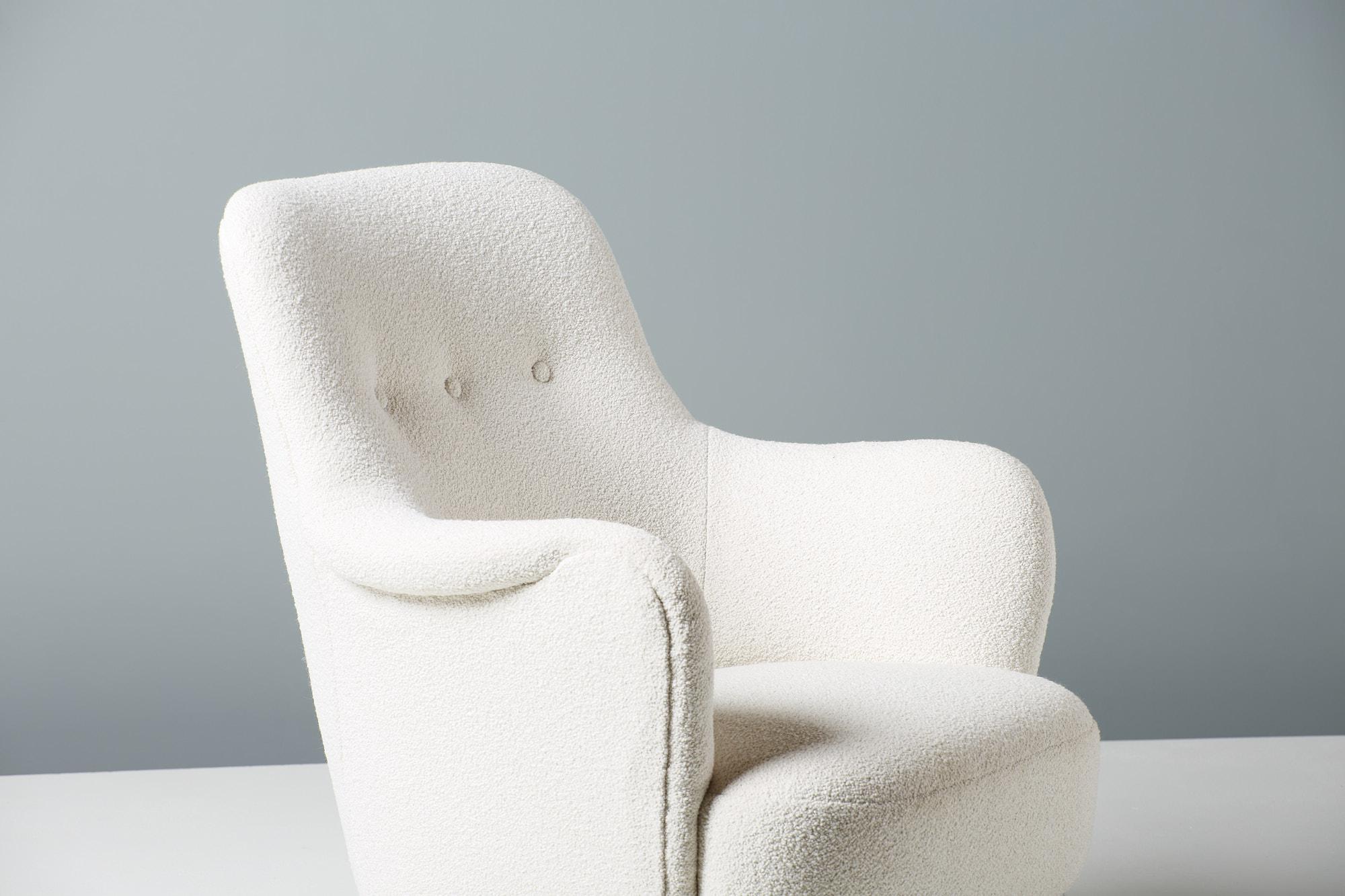 Mid-20th Century Carl Malmsten Vintage Samsas Chairs in Off-White Boucle For Sale
