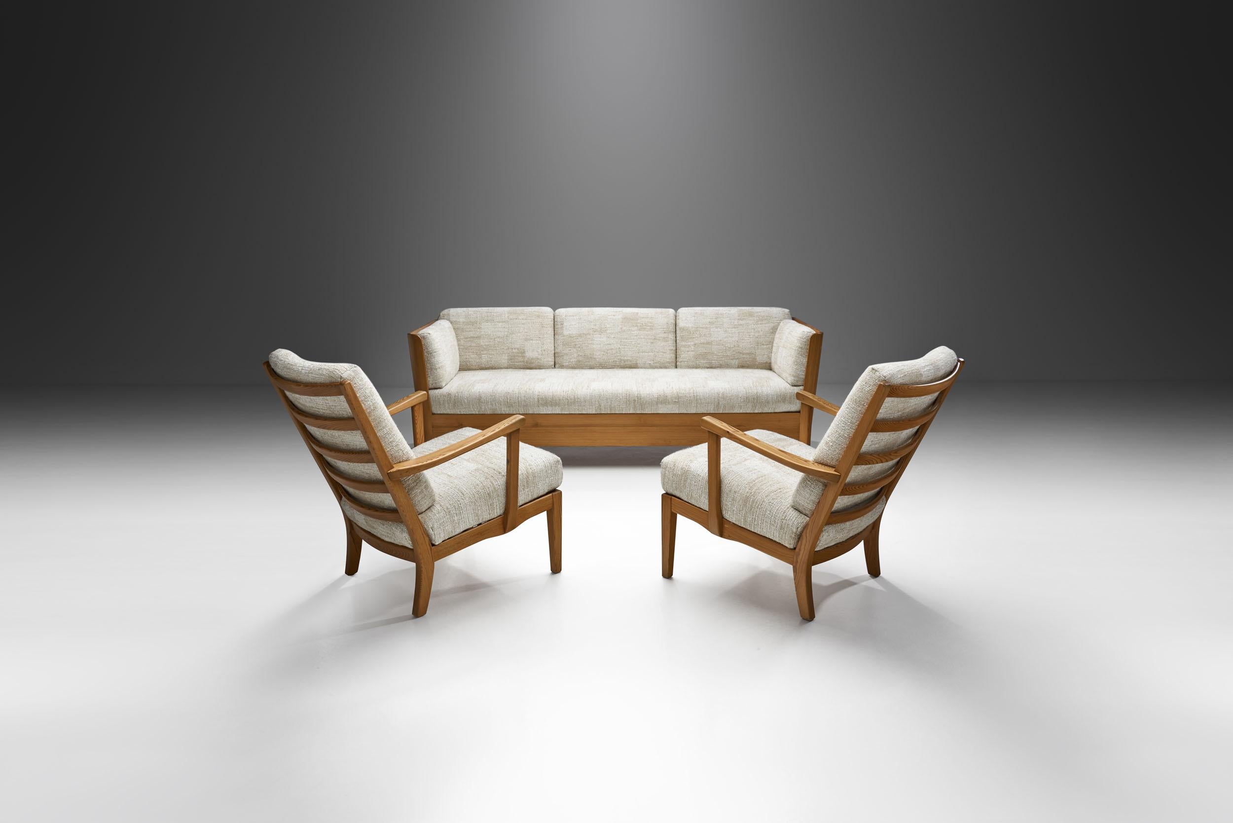 Carl Malmsten devoted his life to the renewal of traditional Swedish craftsmanship, inspired by the cultural examples of the Swedish country manor and rustic styles – furniture endowed with a creative simplicity, with a feeling for the wood itself,