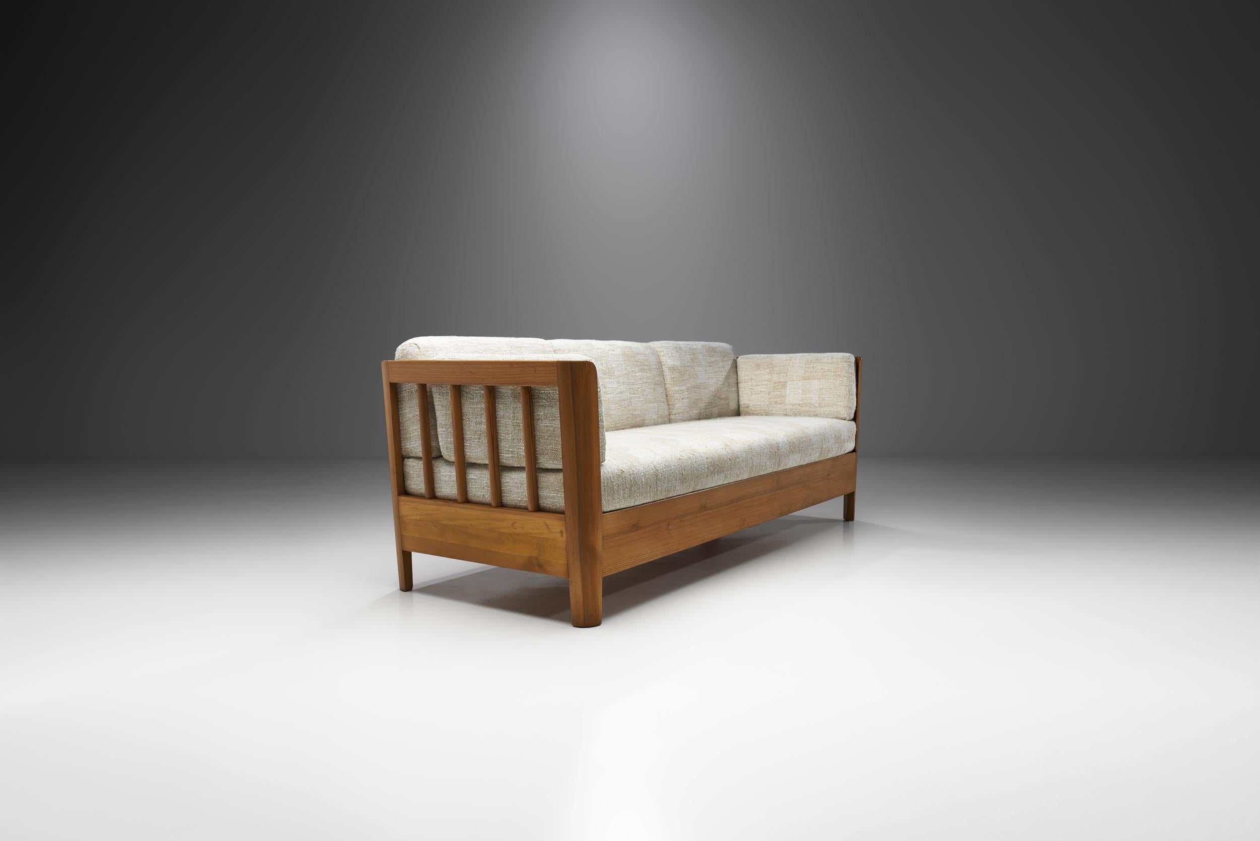 Mid-20th Century Carl Malmsten Pine Sofa Bed and “Visingsö” Armchairs, Sweden 1940s