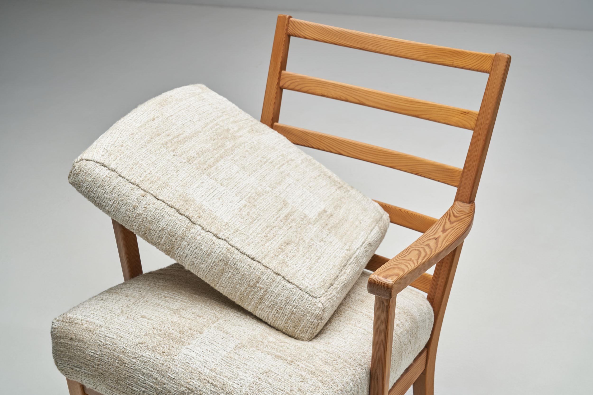 Carl Malmsten “Stugan” Armchairs for Karl Andersson & Söner, Sweden 1940s For Sale 6