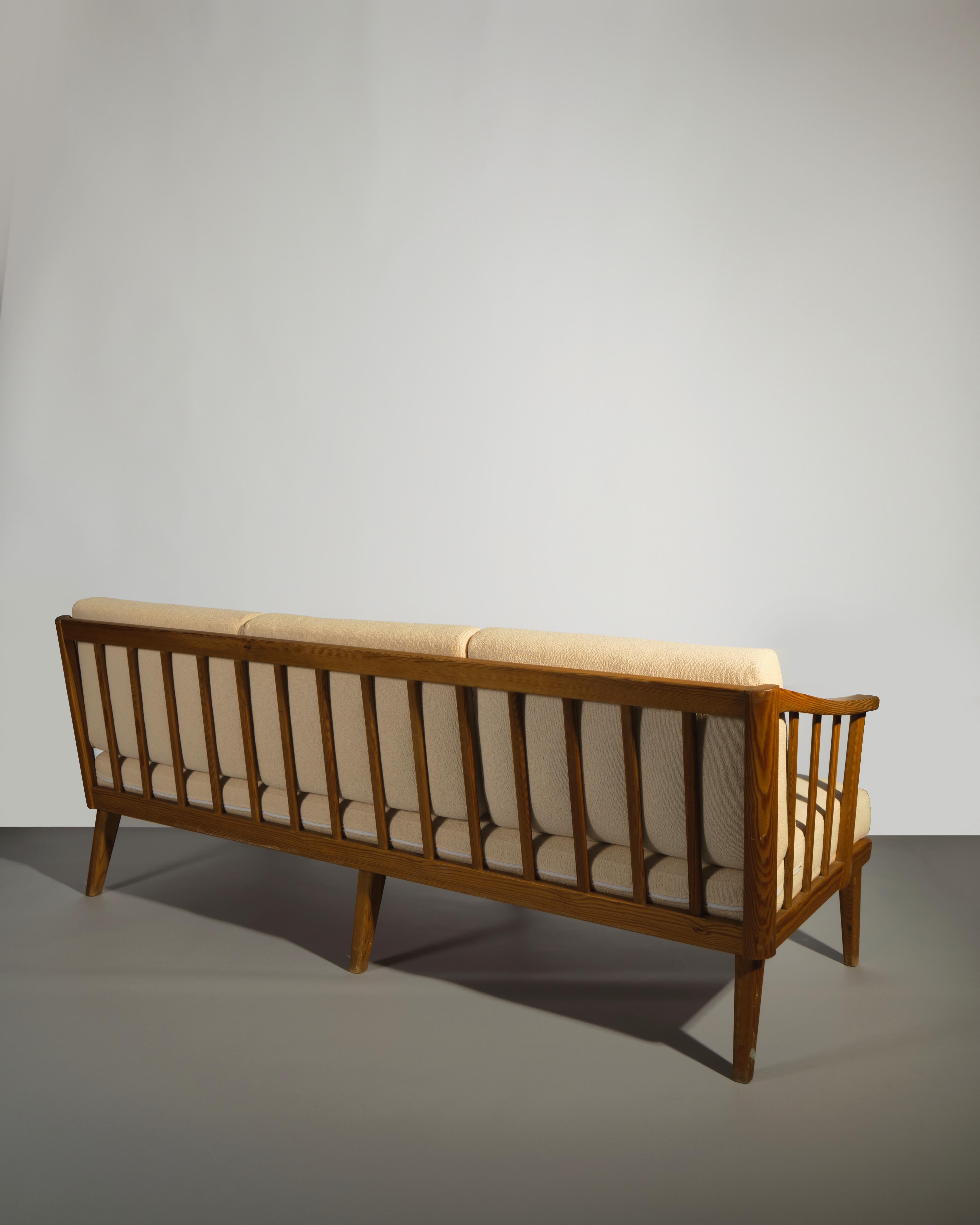 Mid-Century Modern Carl Malmsten 'Visingsö' 3 Seater Sofa c.1960s made from solid pine For Sale