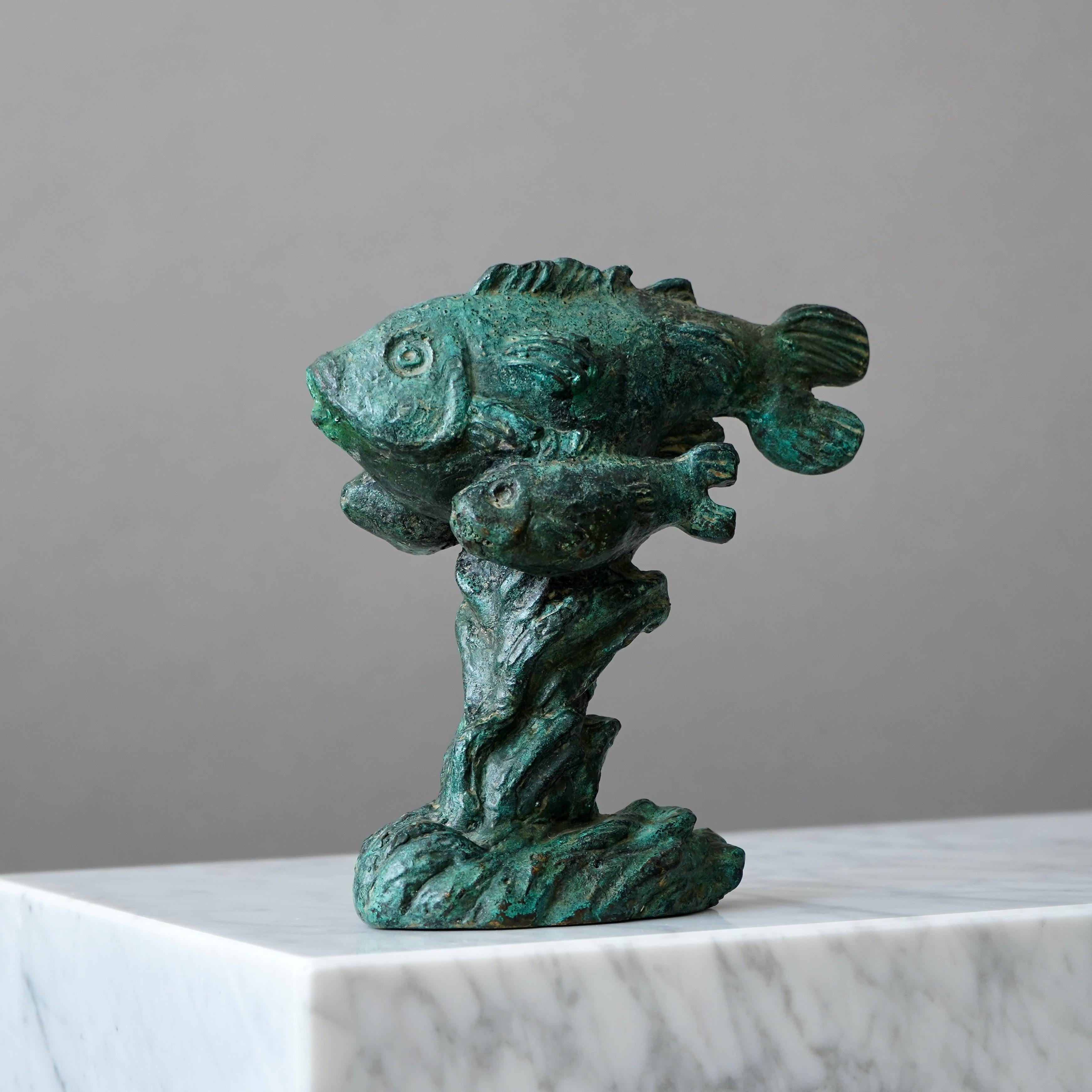 Svedese Scultura in bronzo di pesci di Carl Milles in vendita