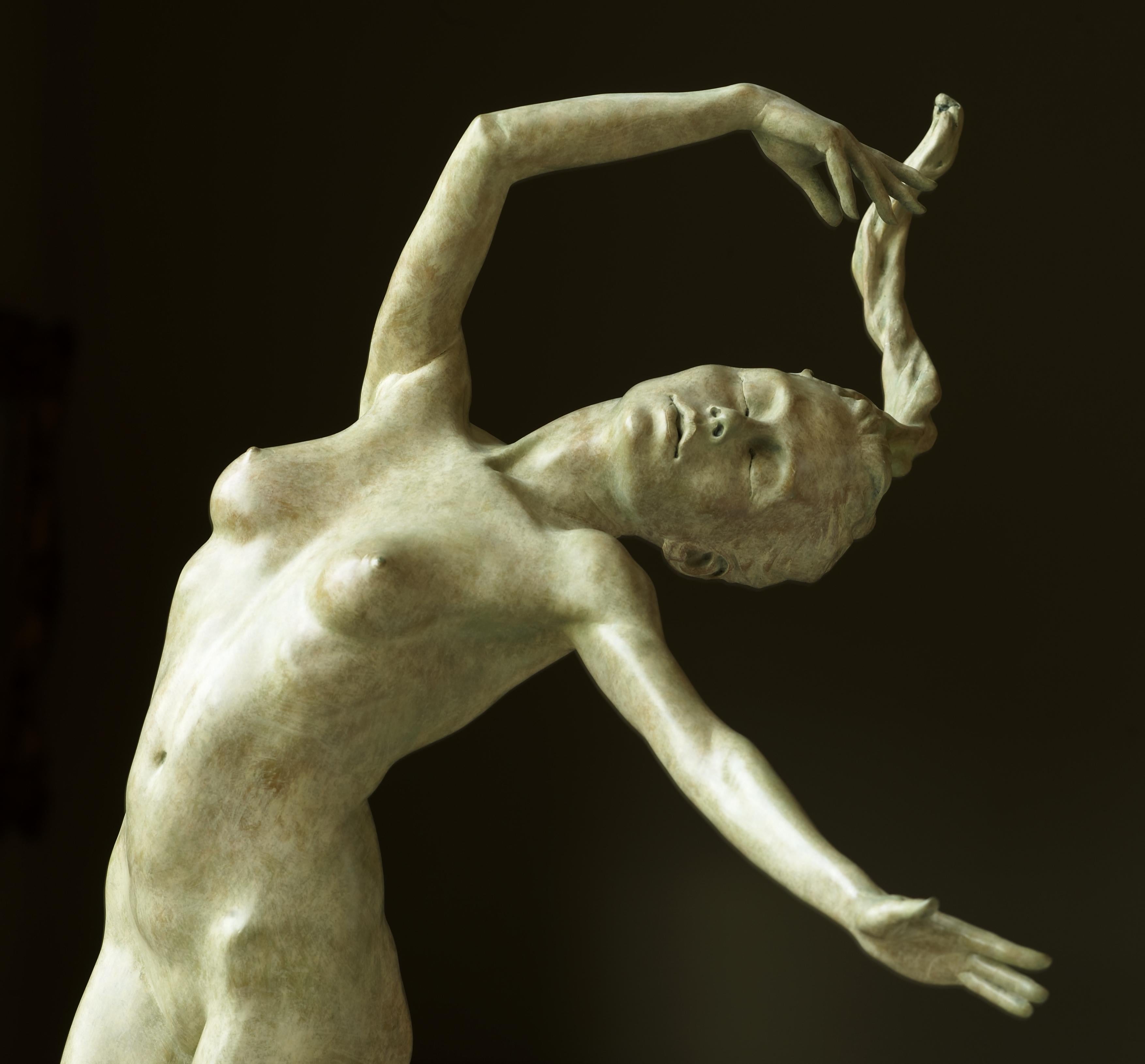 Nu contemporain, sculpture figurative en bronze Athéna - La déesse de la sagesse - Contemporain Sculpture par Carl Payne 