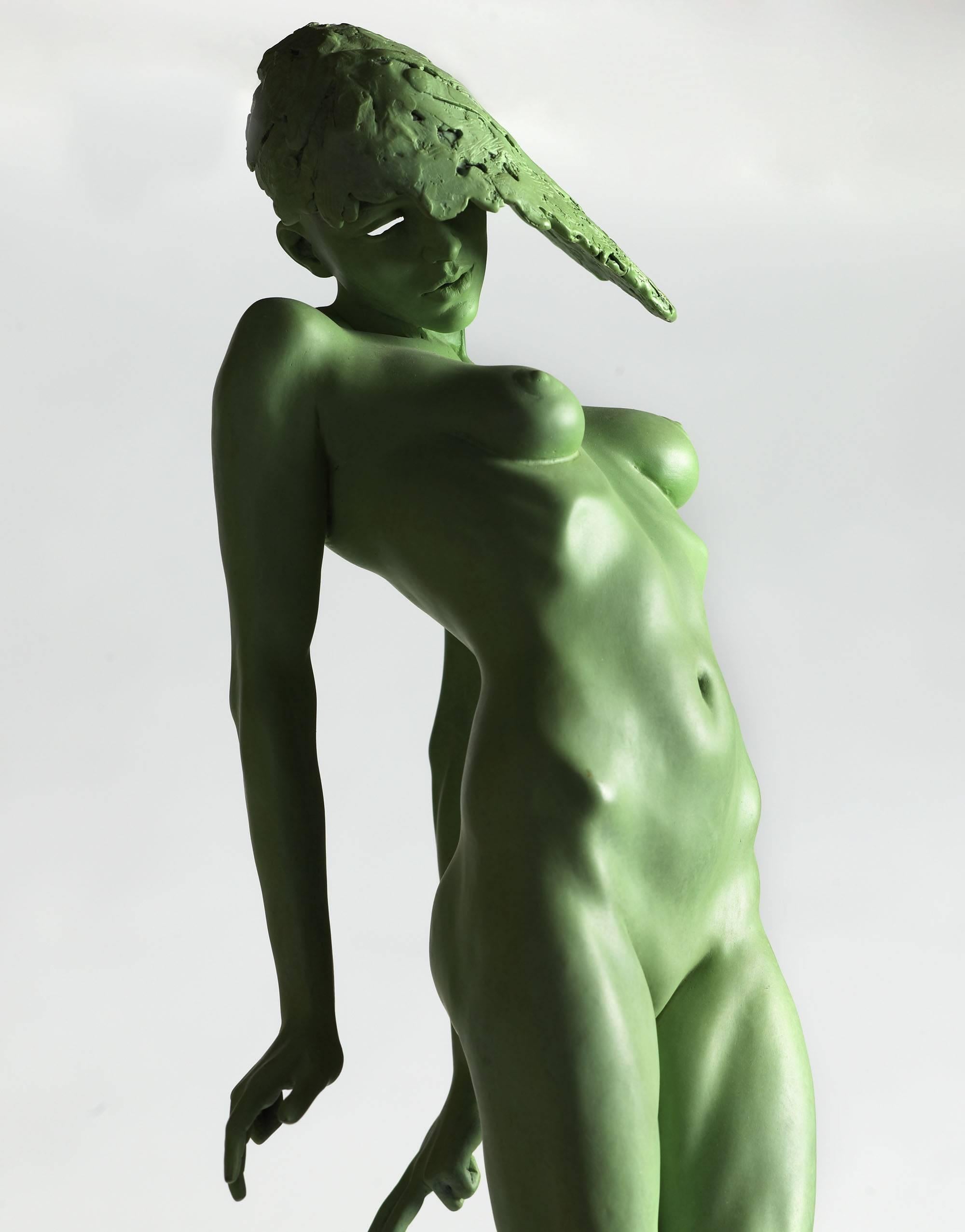 Contemporary Nude Bronze-Skulptur 'Le Pucelle' von Carl Payne im Angebot 3