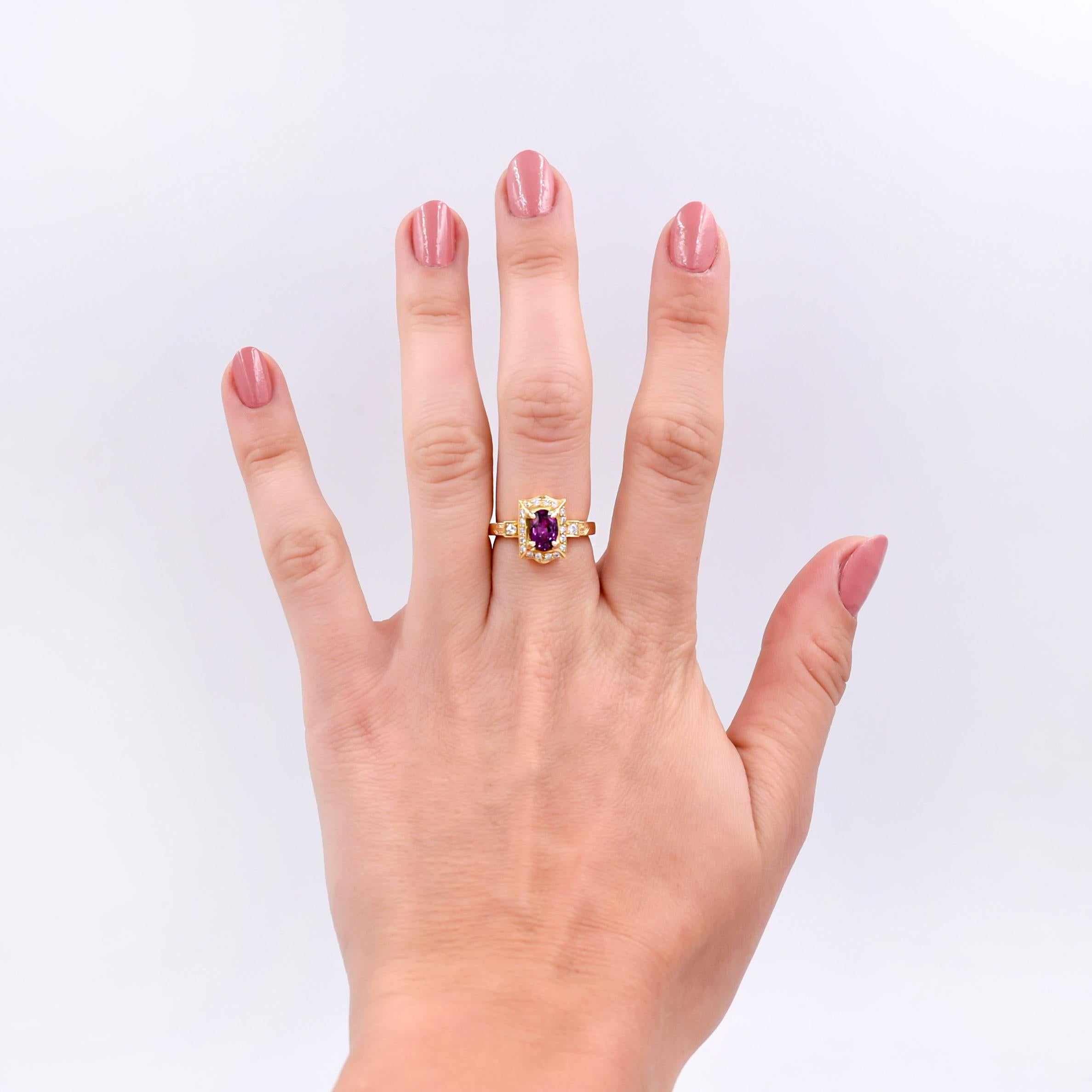 Carl Priolo 1.10 Carat Oval Pink Sapphire and Diamond Statement Ring in 18K Gold For Sale 7