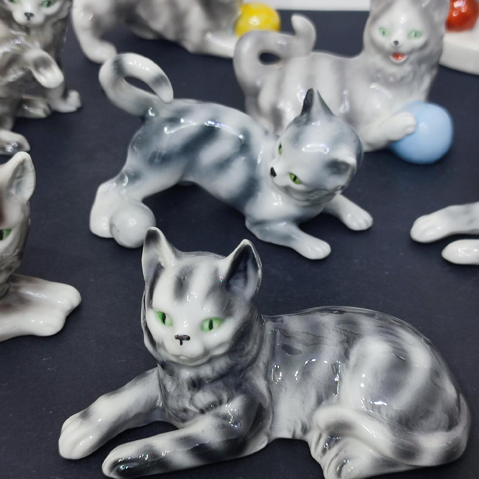 Porcelain Carl Scheidig Gräfenthal Collection of Cat Figurines, Germany 1940s For Sale