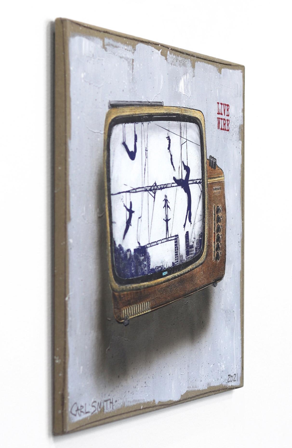 Live Draht – Retro Modernes Original-Kunstwerk, Fernsehen mit hohem Draht, Aktgemälde (Grau), Still-Life Painting, von Carl Smith