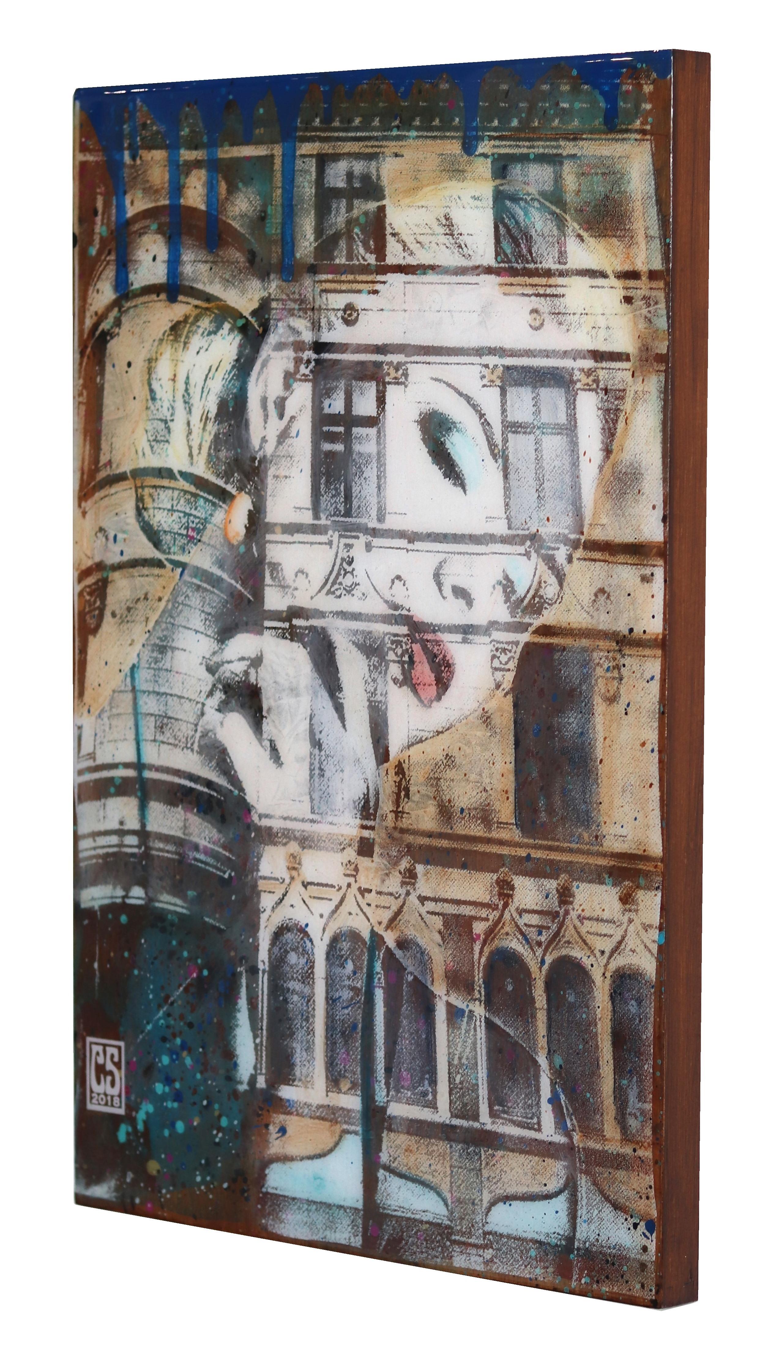 Svelte Reflection - Figurative Abstract Contemporary City Woman Resin Painting en vente 1