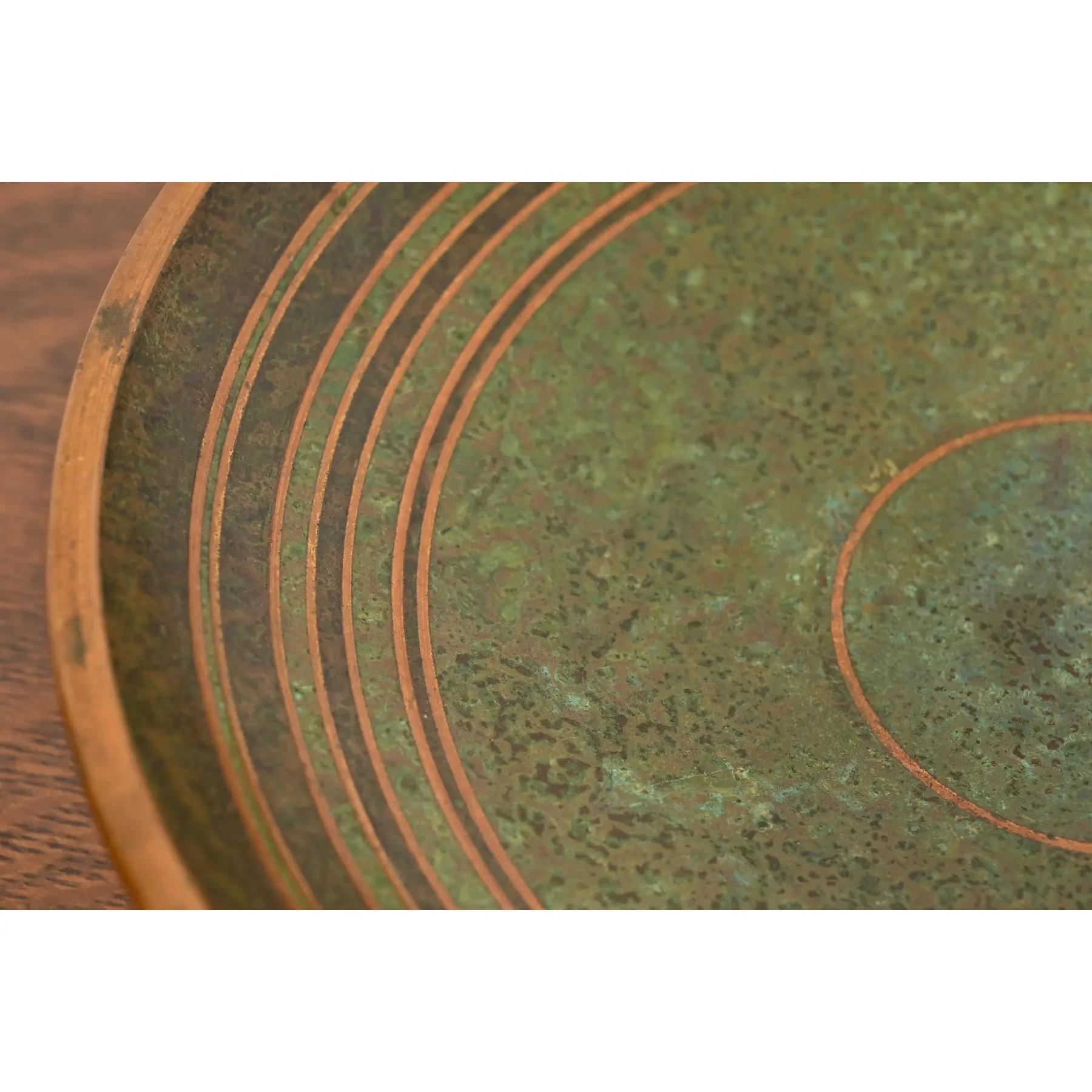 20ième siècle Carl Sorensen Art Deco Verdigris Bronze Footed Centerpiece Bowl or Fruit Bowl en vente