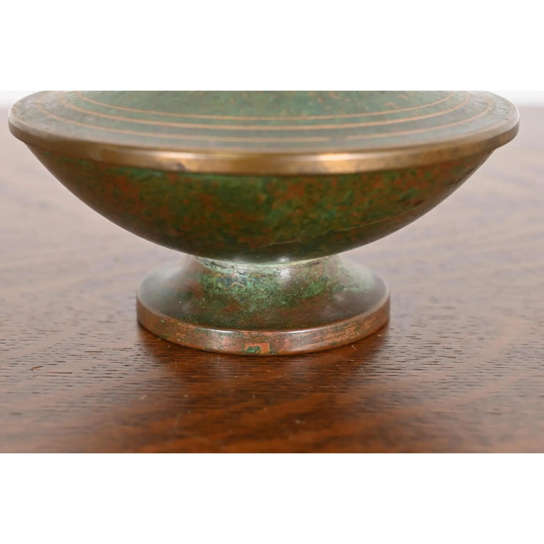 Bronzo Ciotola o piatto da portata con coperchio in bronzo verdastro Art Sorensen in vendita
