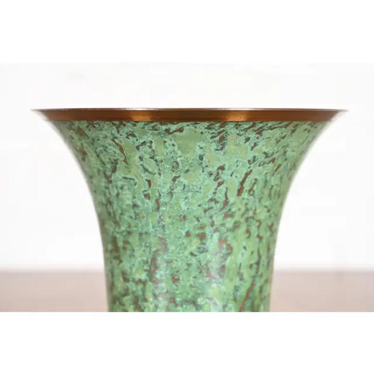Vaso a tromba in bronzo verdastro Art Déco Carl Sorensen in vendita 1