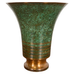 Carl Sorensen vase trompette Art déco en bronze vert-de-gris