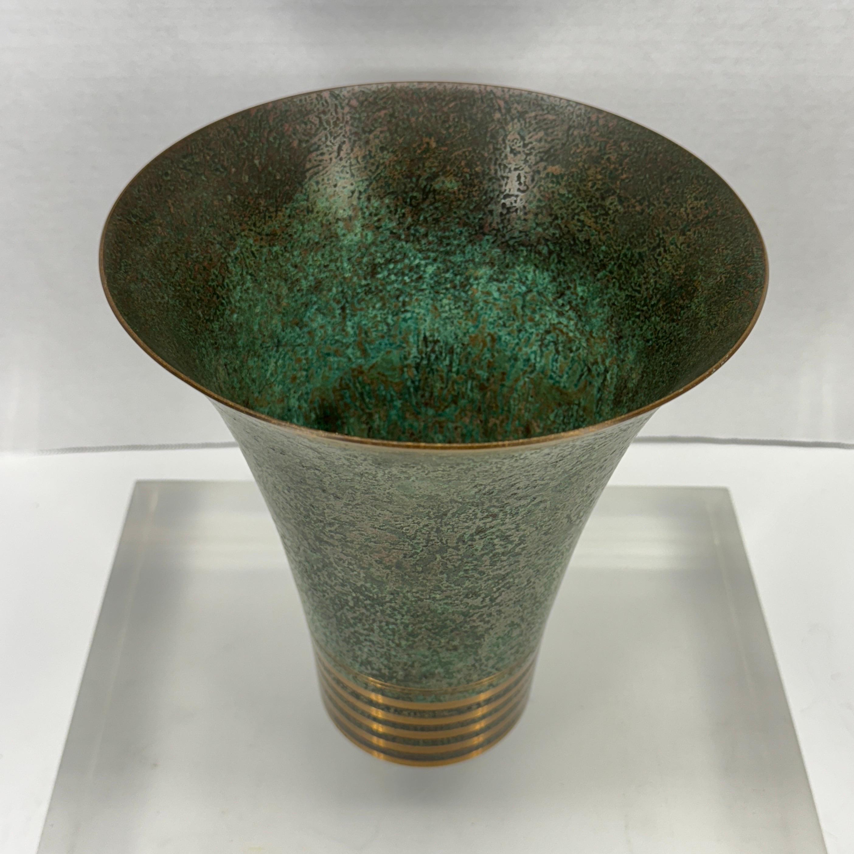 Vaso in bronzo patinato Carl Sorensen Firmato in vendita 4