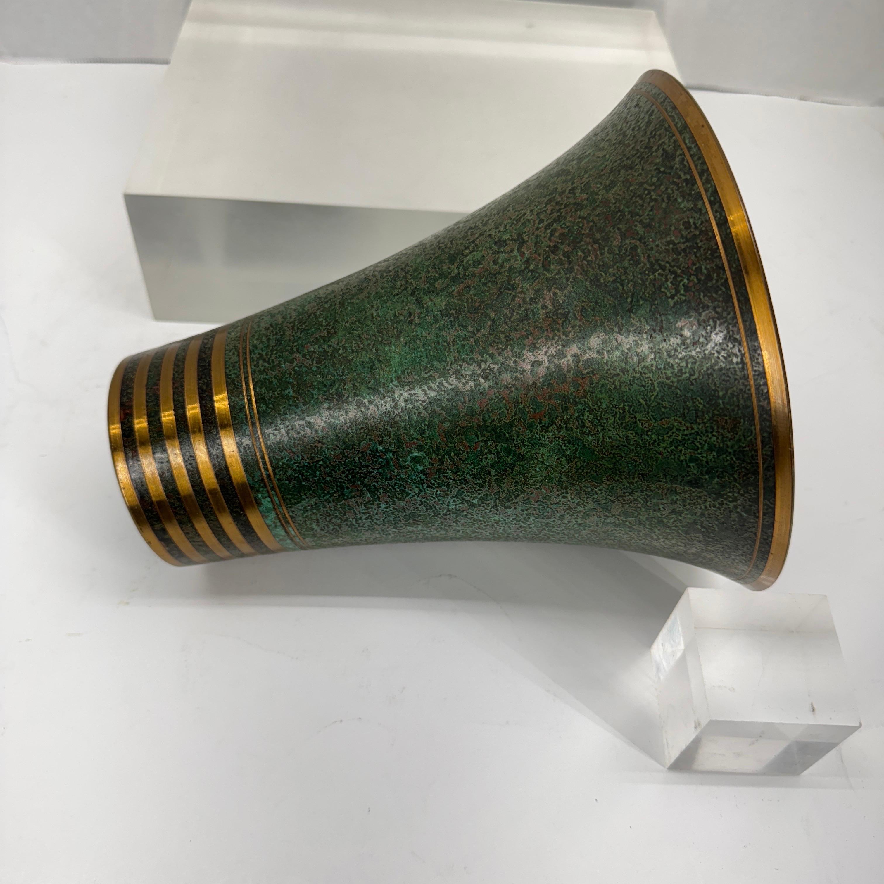 Vaso in bronzo patinato Carl Sorensen Firmato in vendita 6