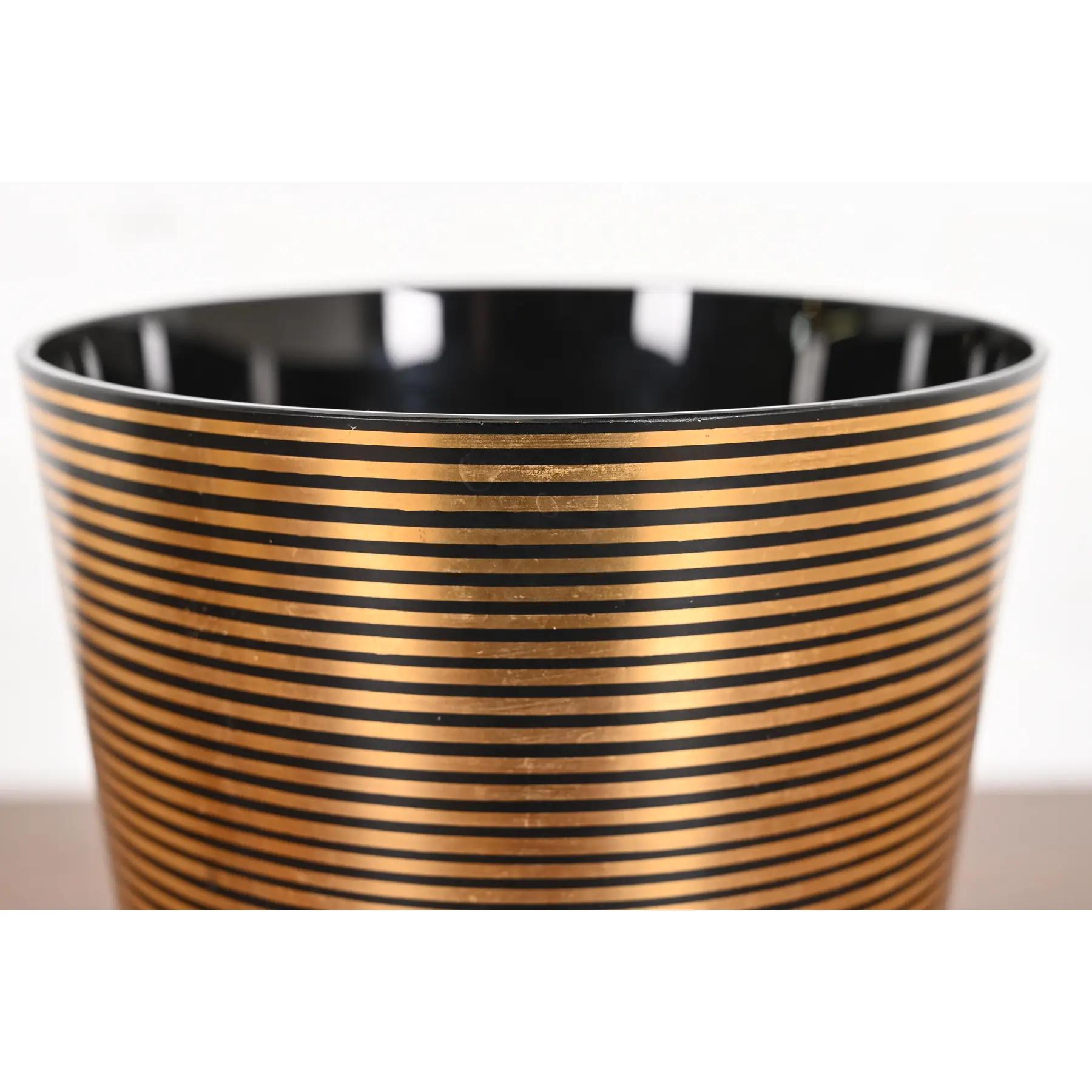 Mid-20th Century Carl Sorensen Style Art Deco Black and Gold Art Glass Vase, Circa 1930s