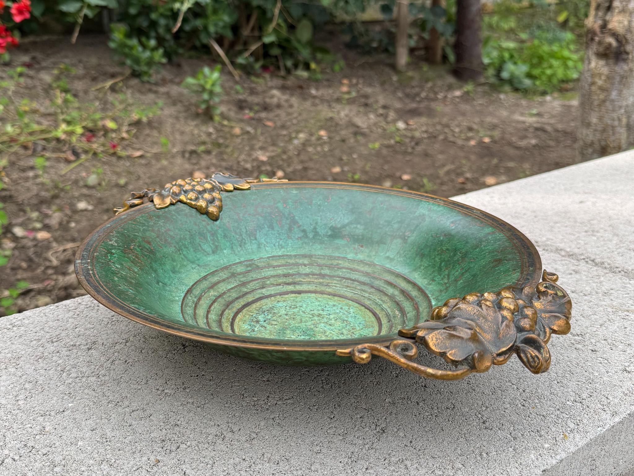 Ciotola in bronzo con finitura Verdigris di Carl Sorensen, Stati Uniti, 1930 ca. In condizioni buone in vendita a San Juan Capistrano, CA