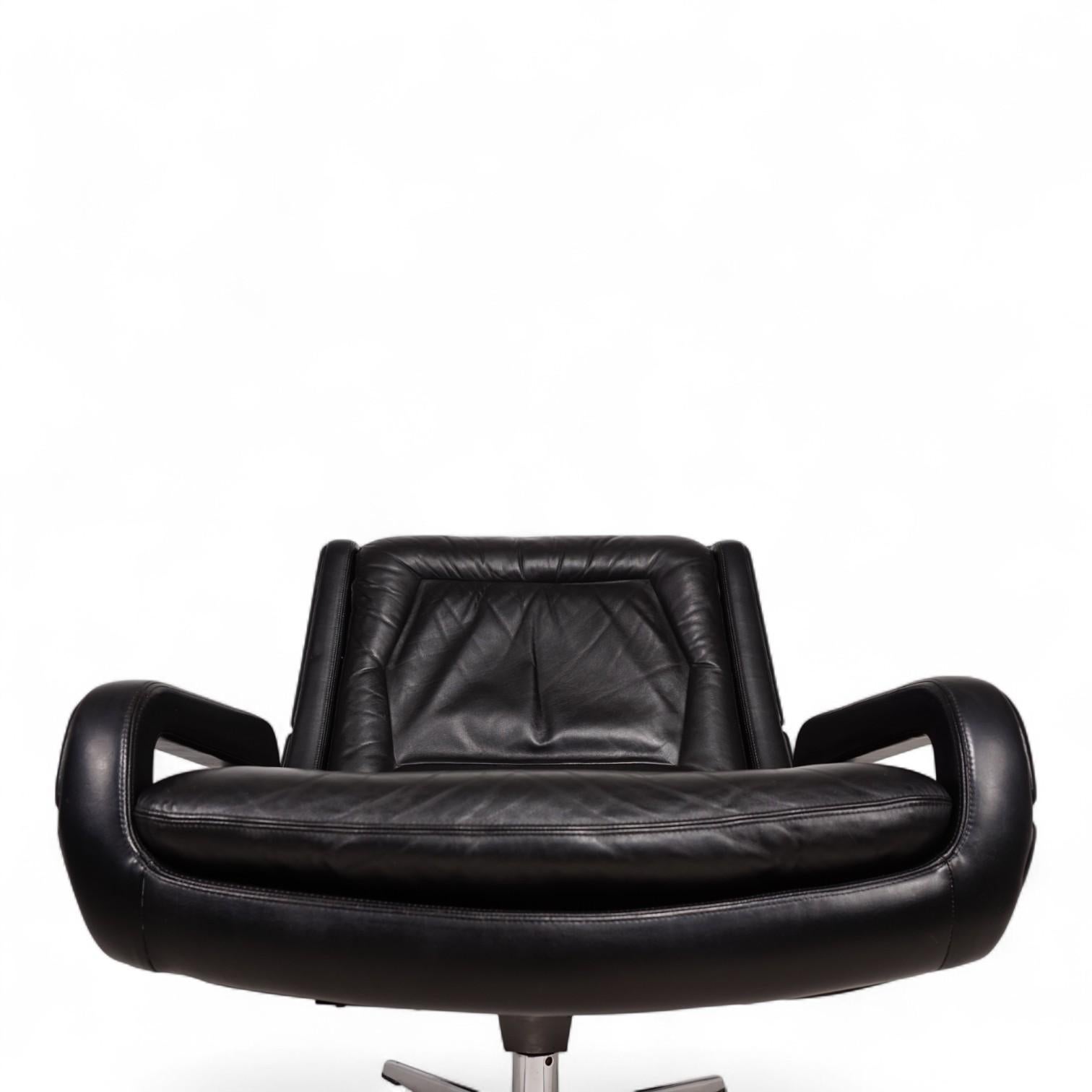 Chaise longue en cuir noir de Carl Straub, 1960 en vente 5