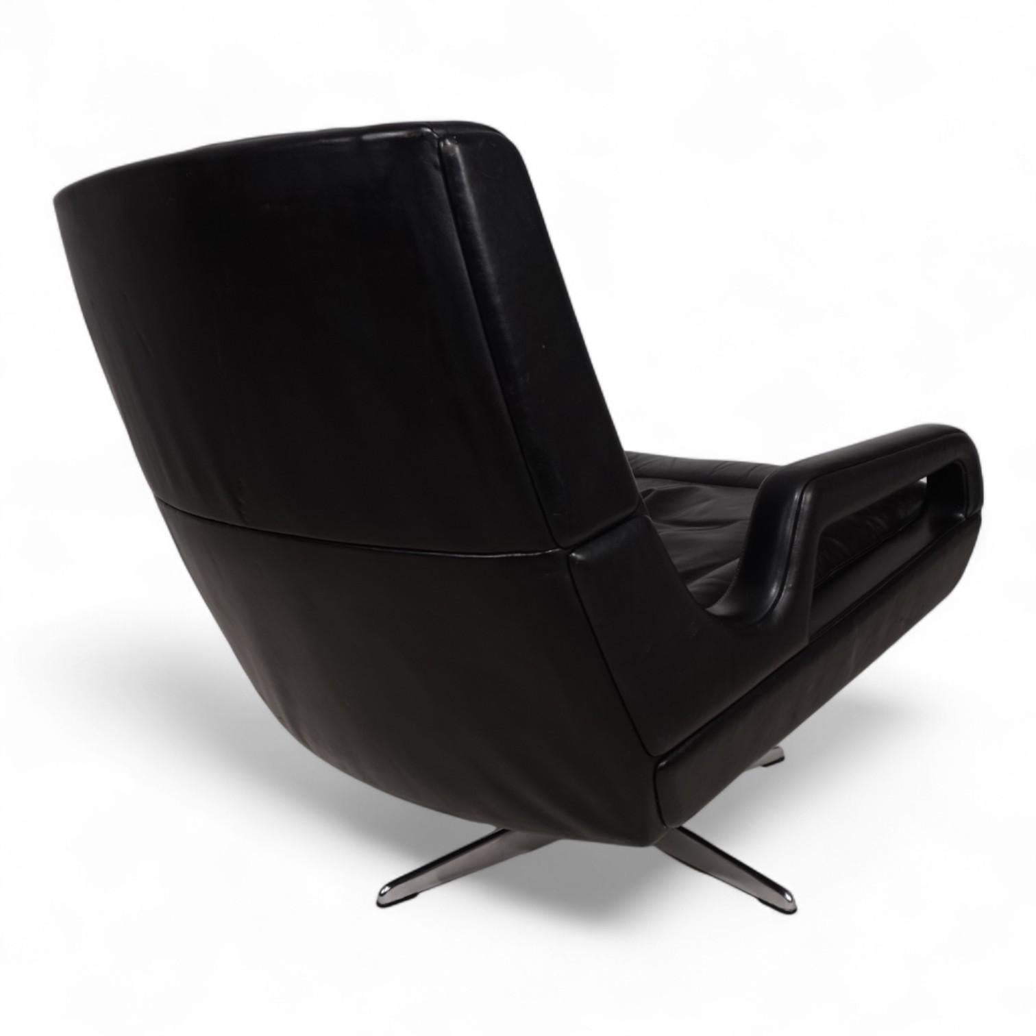 Chaise longue en cuir noir de Carl Straub, 1960 en vente 9