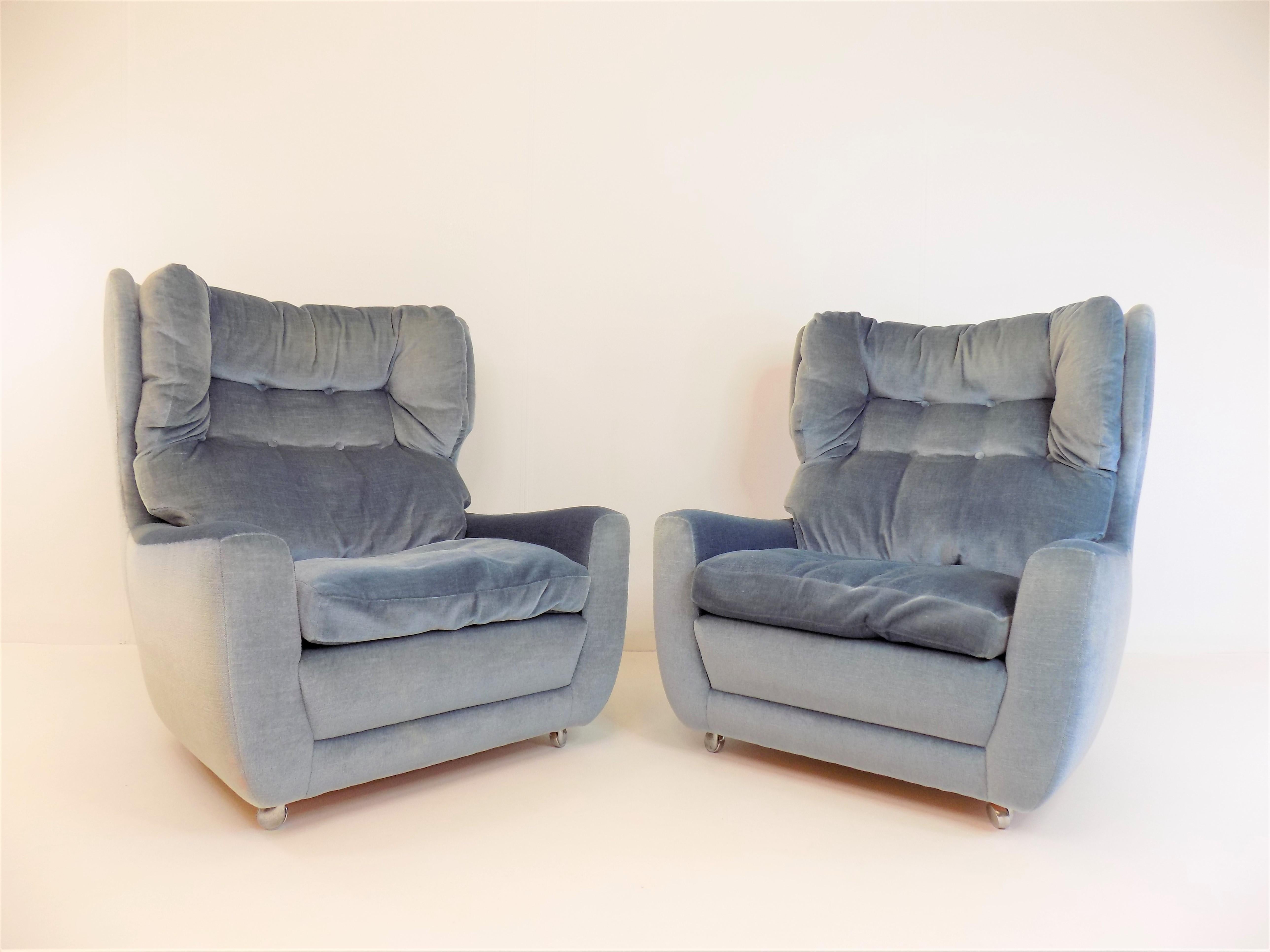 Carl Straub Set of 2 Mohair Armchairs Ice Blue For Sale 5