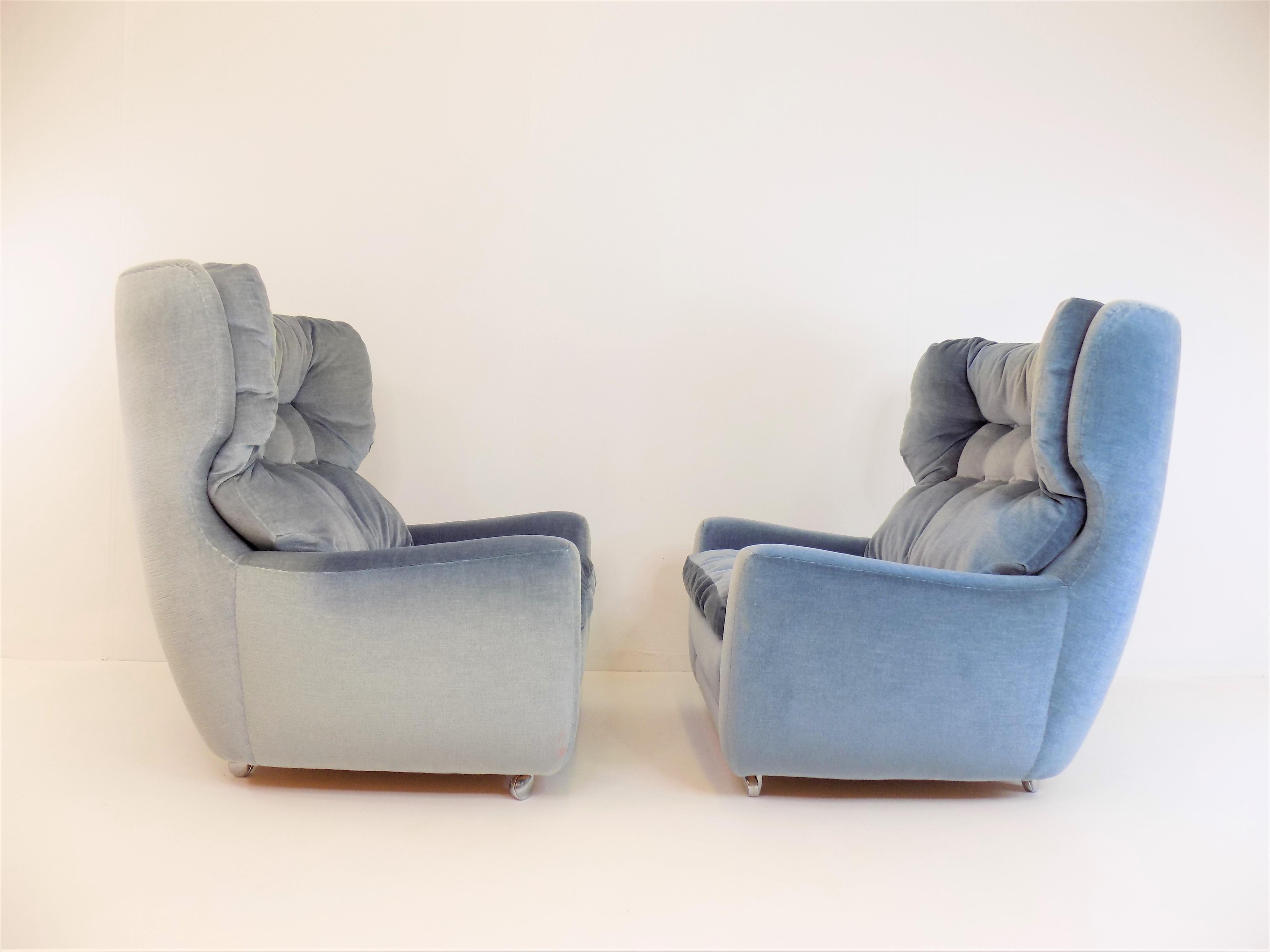 Late 20th Century Carl Straub Set of 2 Mohair Armchairs Ice Blue For Sale