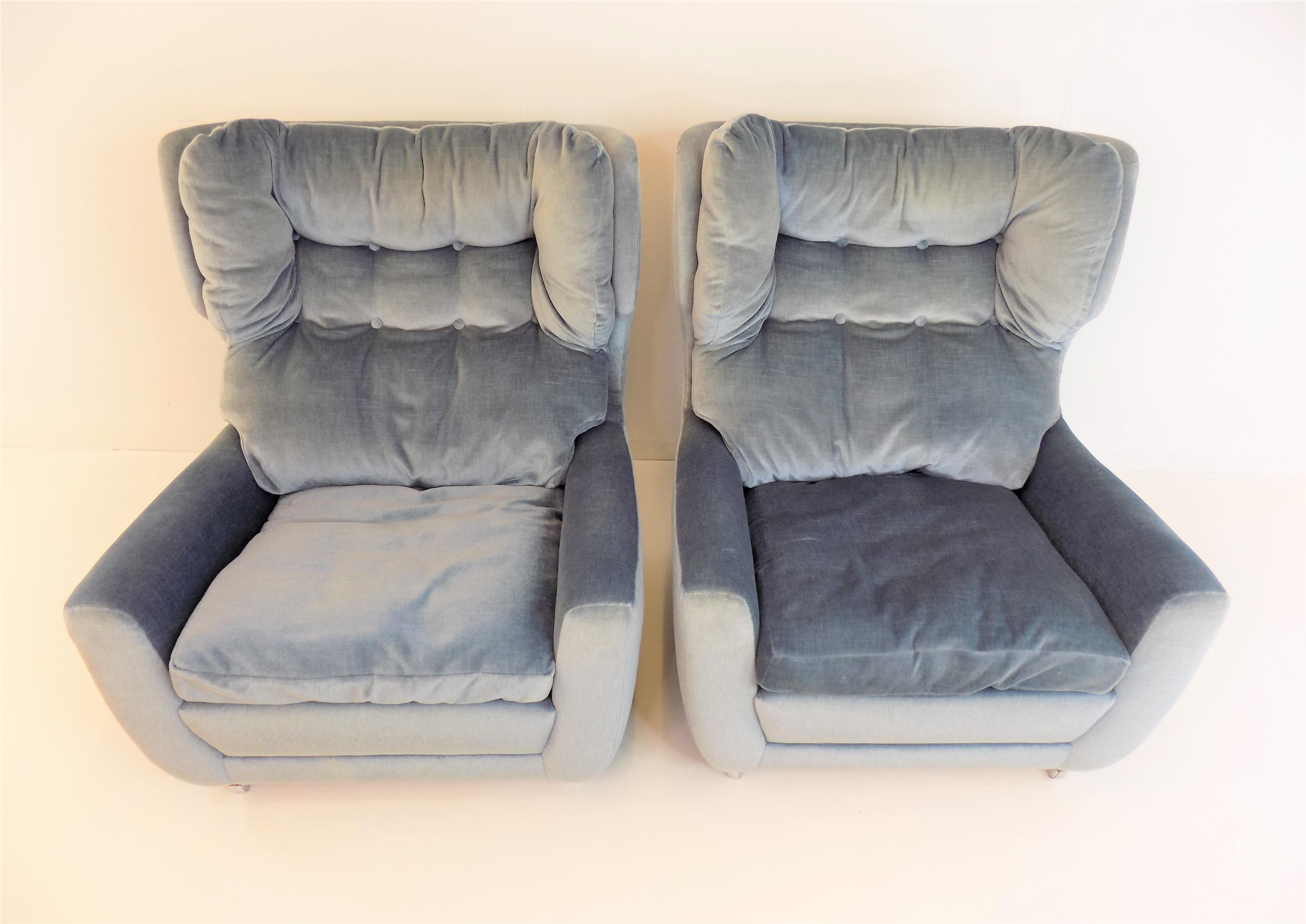 Late 20th Century Carl Straub Set of 2 Mohair Armchairs Ice Blue For Sale