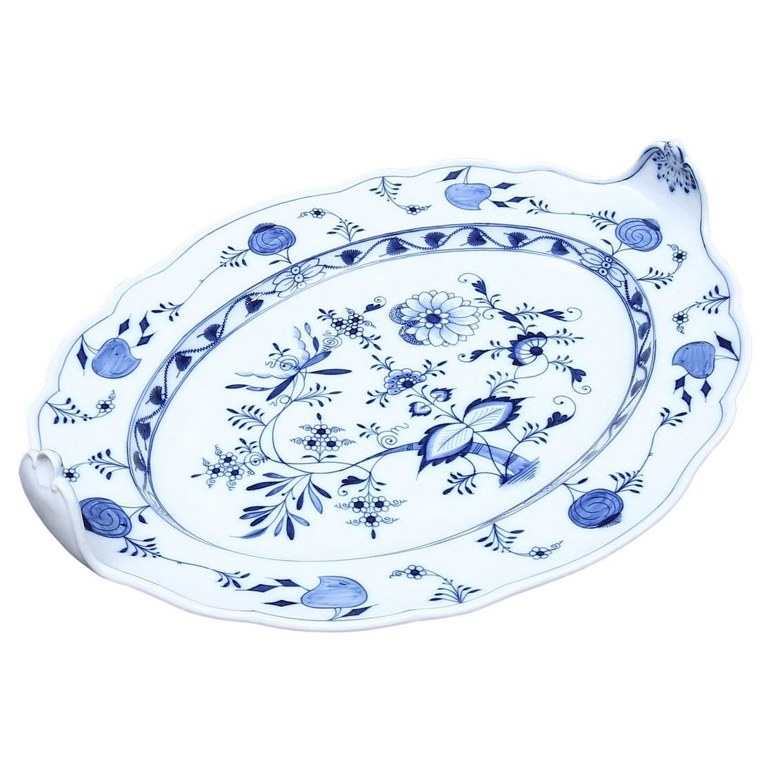 Carl Teichert, Meissen Porcelain Blue Onion Platter, circa 1880s For Sale