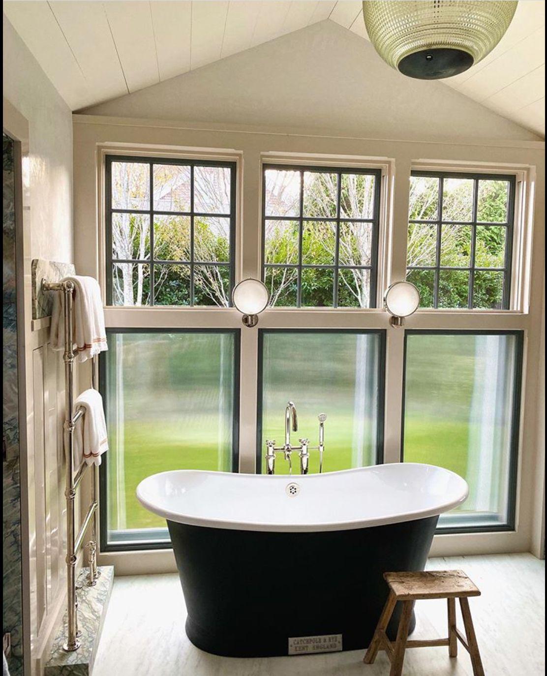 Carl Witzmann Wall Light Art Deco en laiton et verre opalin, réédition Neuf - En vente à Vienna, AT