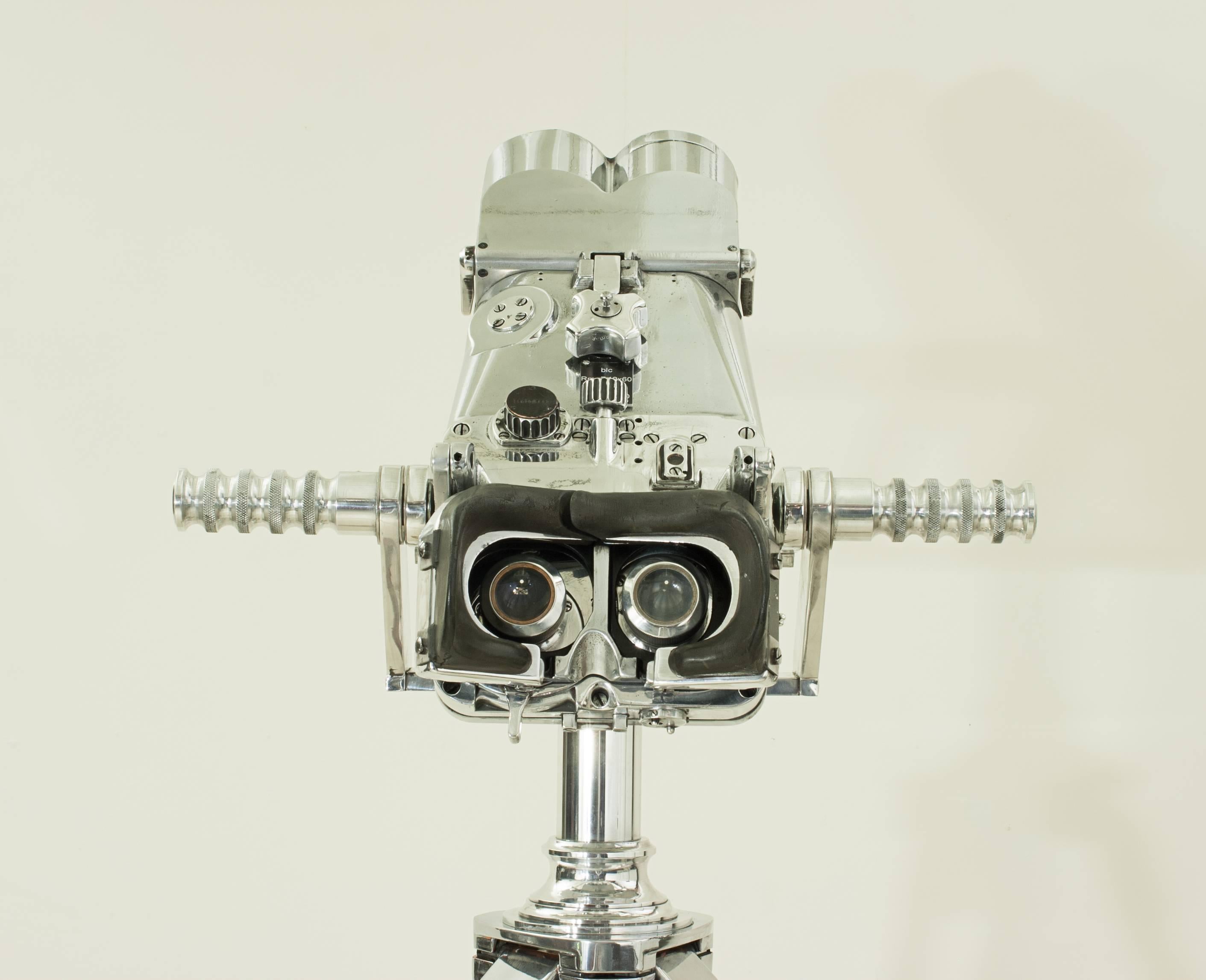 Carl Zeiss 12 x 60 Binoculars 1