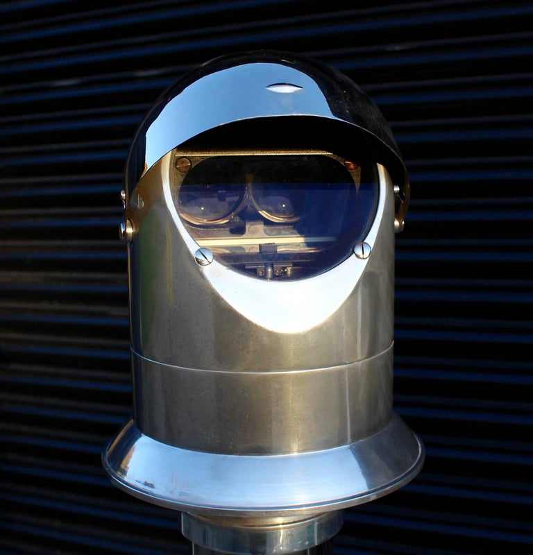 Carl Zeiss RWDF Periscope Binoculars on Tripod Stand, circa 1965 For