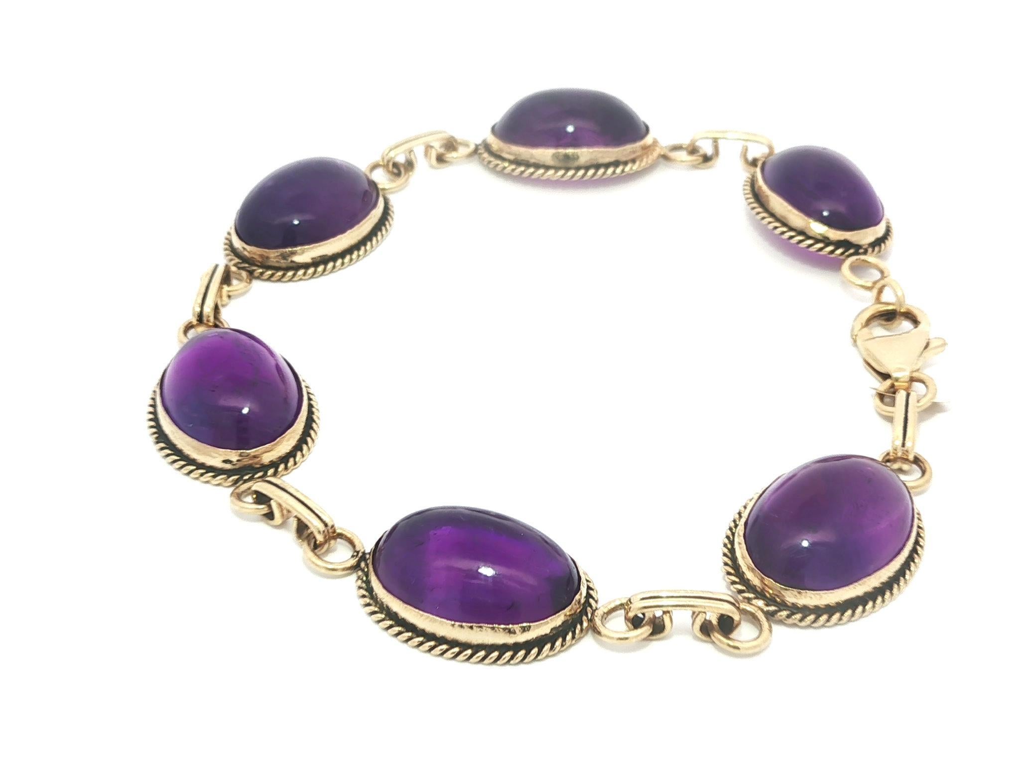 Carla Bracelet en or jaune 14k avec cabochon d'améthyste et fil torsadé Bon état - En vente à Montclair, NJ