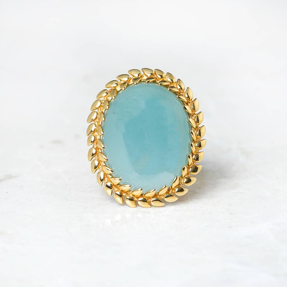 Code: J331
Brand: Carla Amorim
Description: 18k Yellow Gold Cabochon Aquamarine Ring
Accompanied With: Presentation Box
Gender: Ladies
UK Ring Size: N
EU Ring Size: 54
US Ring Size: 7
Resizing Possible?: NO
Band Width: 5mm
Condition: 8
Material: