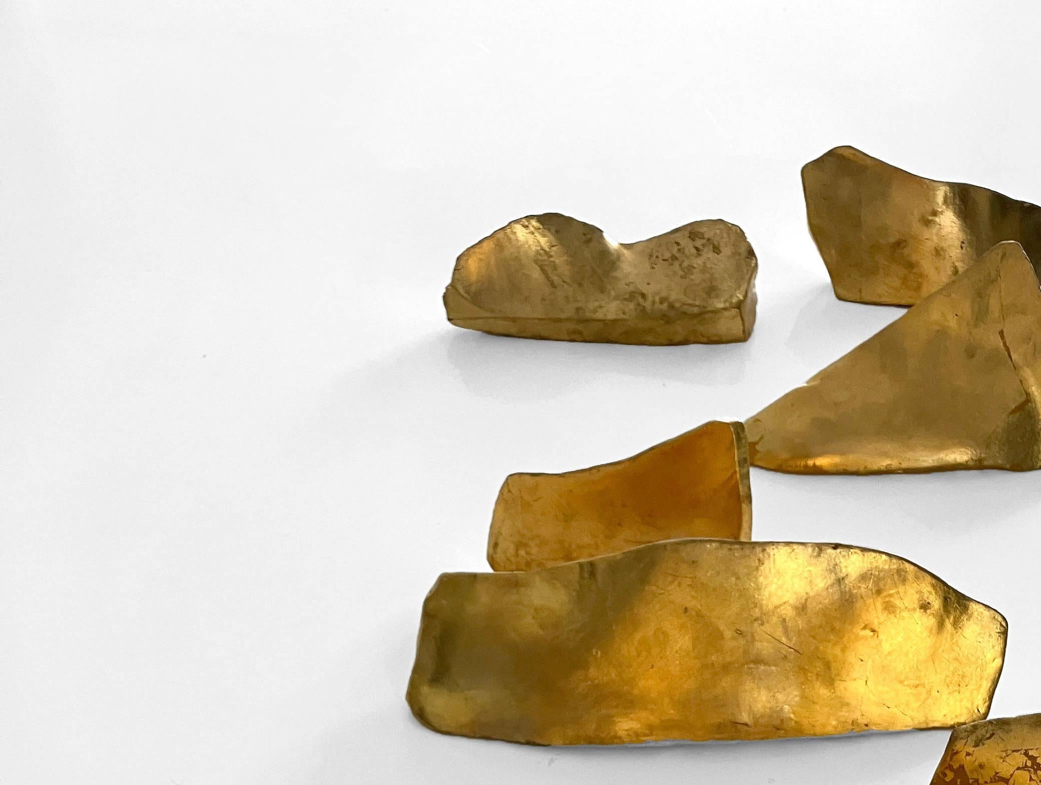 Cuerpos Magnéticos Gold, Wall Sculpture - Gray Still-Life Sculpture by Carla Gimbatti
