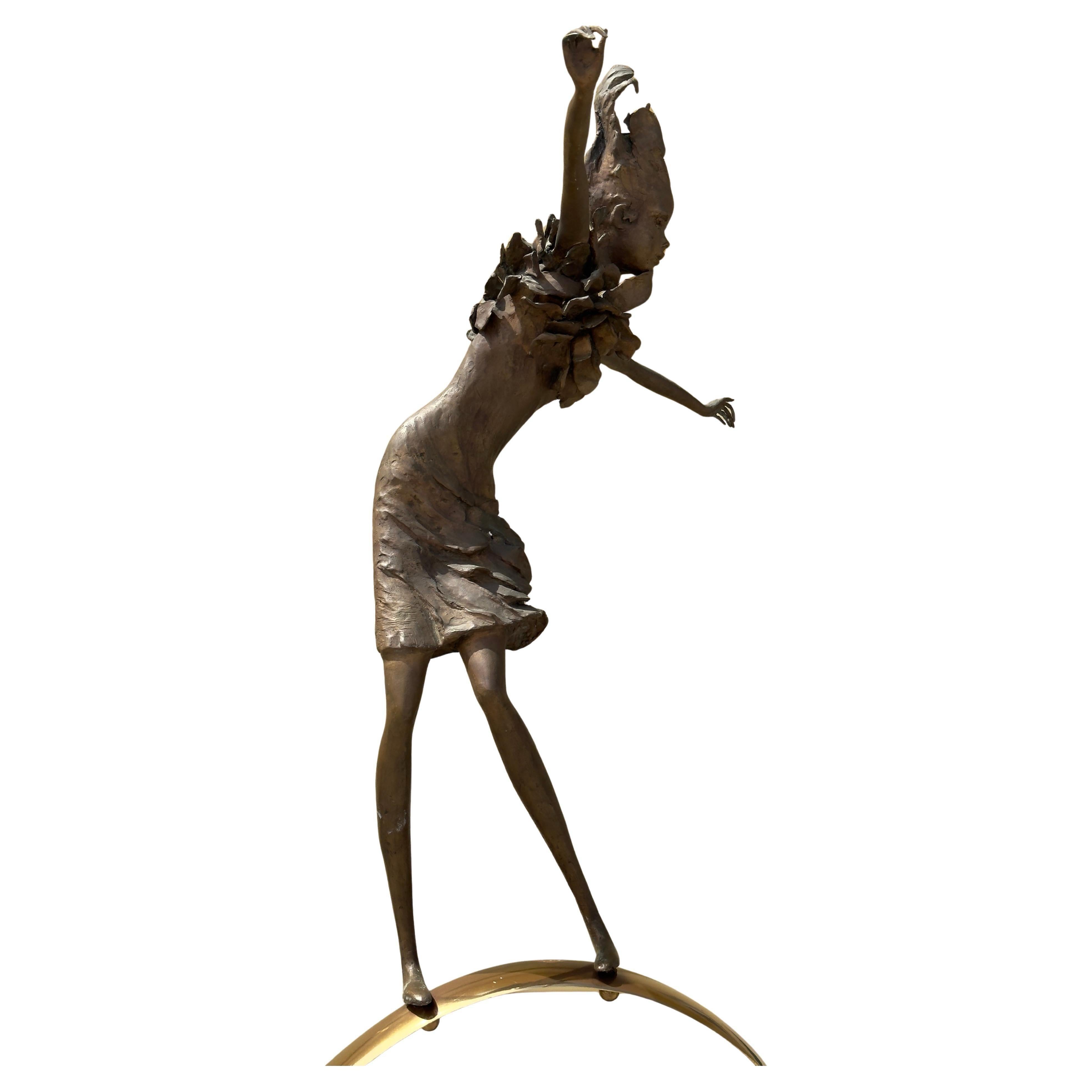 Scultura in bronzo di grandi dimensioni senza titolo di quattro ragazze giocose in vendita 6