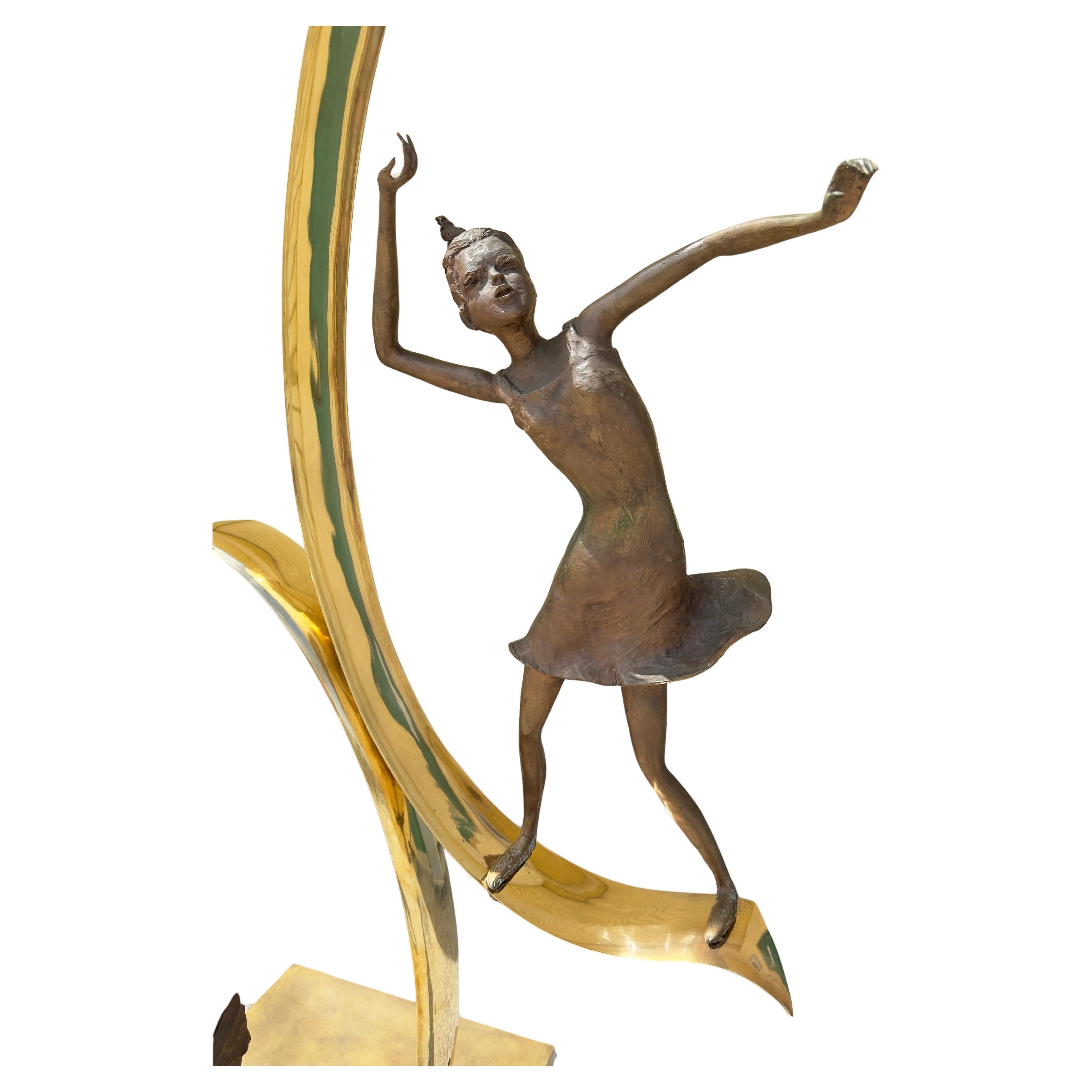 Scultura in bronzo di grandi dimensioni senza titolo di quattro ragazze giocose in vendita 4