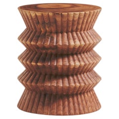 Tabouret en bois de teck Carla par Heaps & Woods