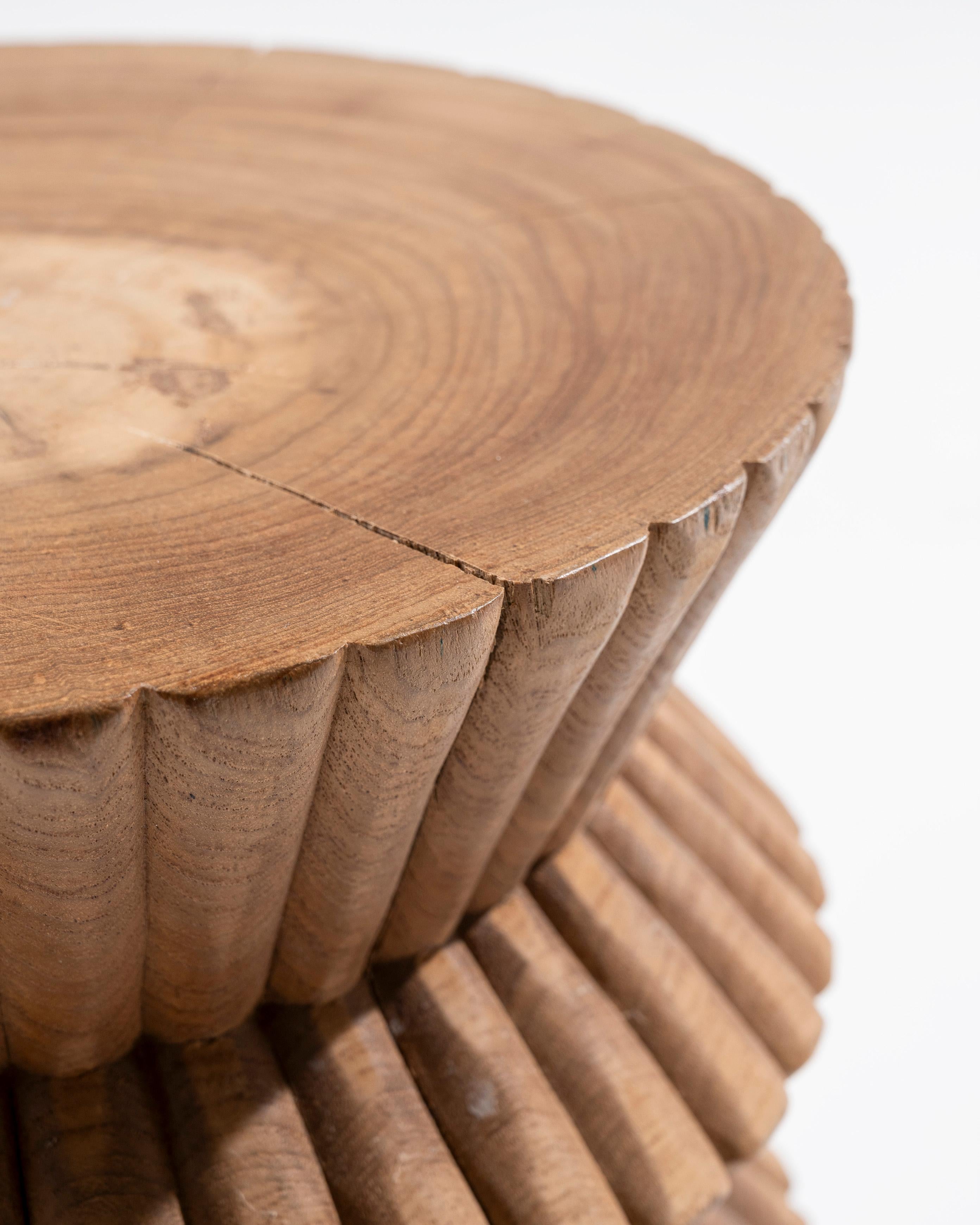 Teck Tabouret en bois Carla en vente