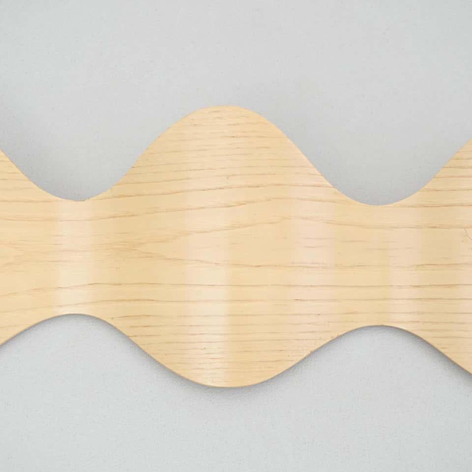 Carles Riart 'Ona' Wooden Coat Rack, circa 1970 In Good Condition For Sale In Barcelona, Barcelona