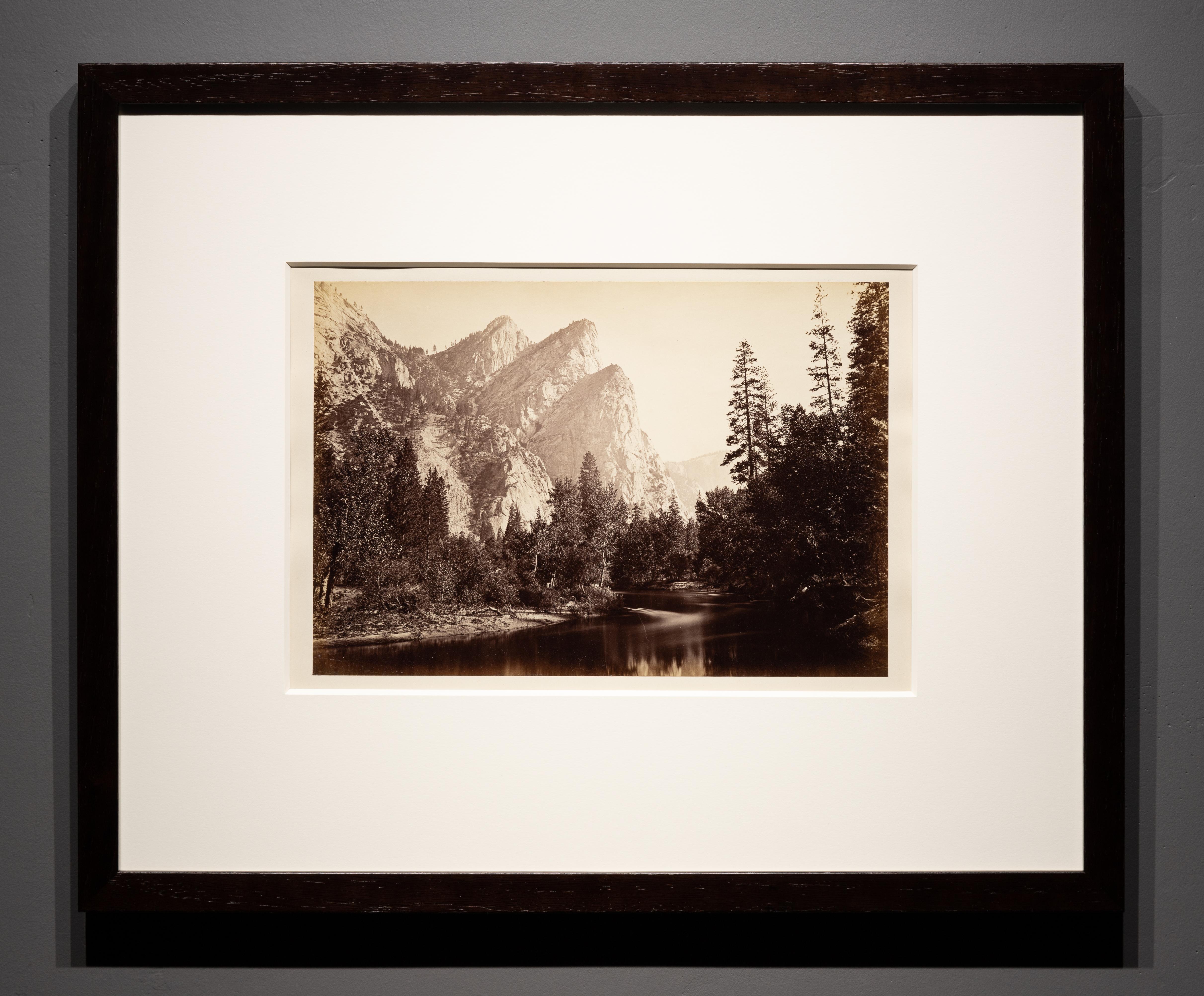 I tre fratelli, Yosemite - Photograph di Carleton Watkins