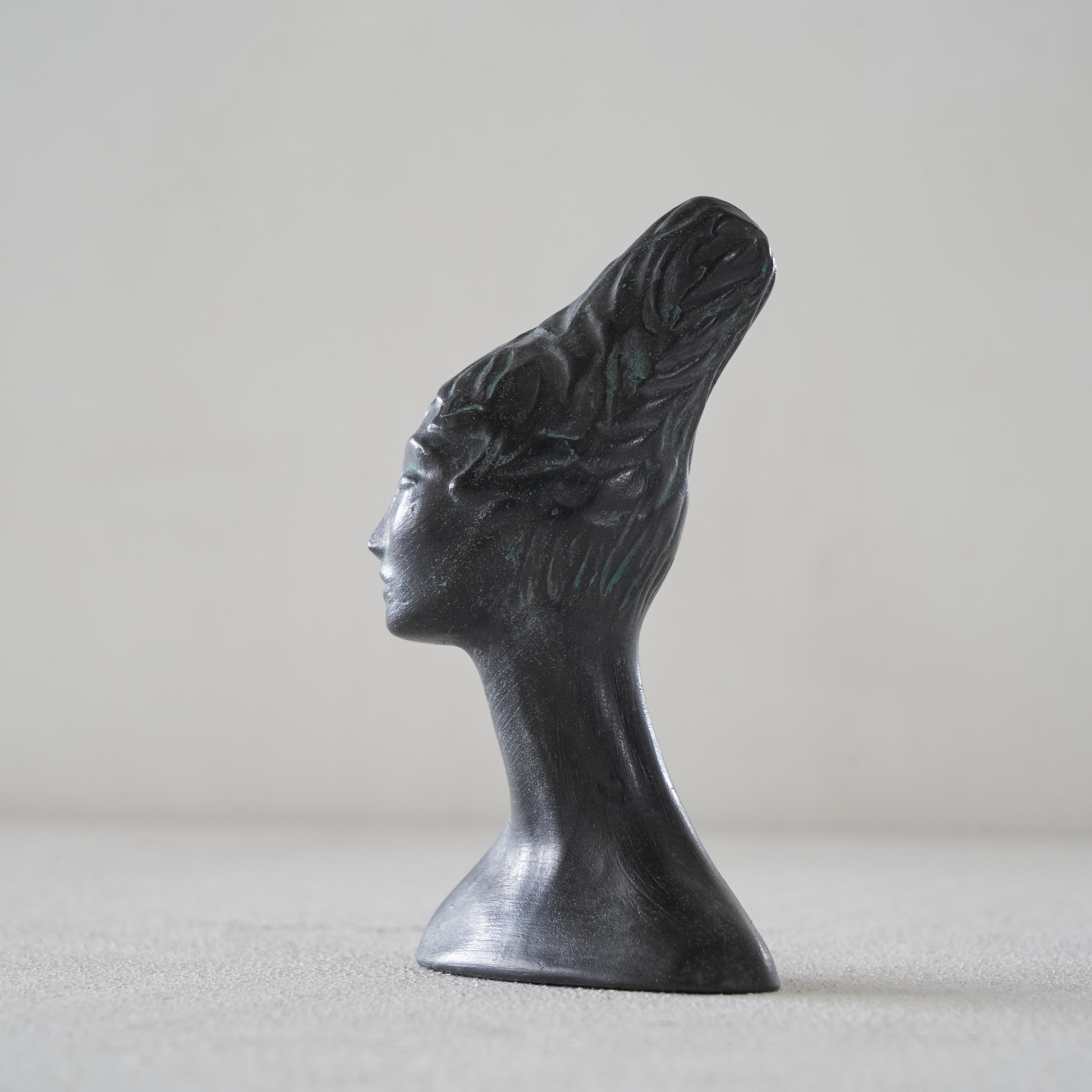 20th Century Carlo Alberto Rossi 'Bucchero' Elegant Female Head Attributed to Giò Ponti