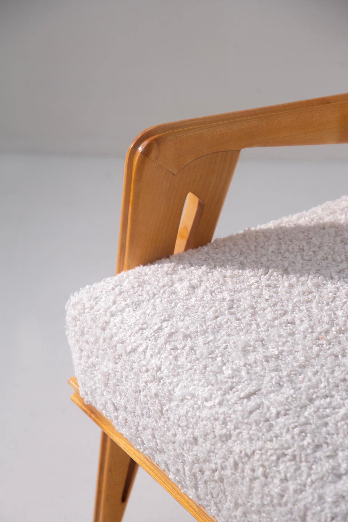 Italienisches Sofa aus weißem Bouclé von Carlo und Campo Graffi (Italian) im Angebot