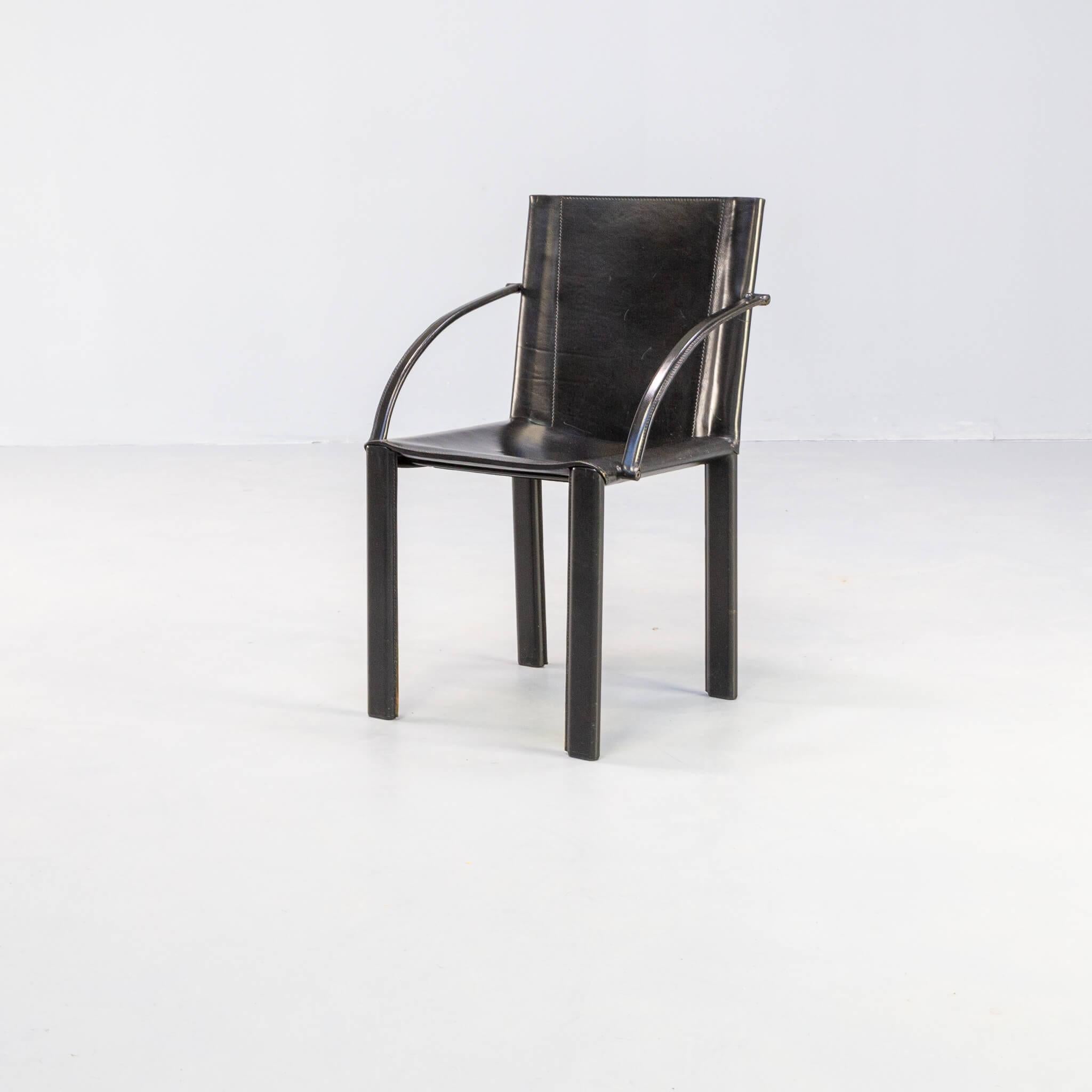 Carlo Bartoli black leather dining chair for Matteo Grassi set/4 In Good Condition For Sale In Amstelveen, Noord