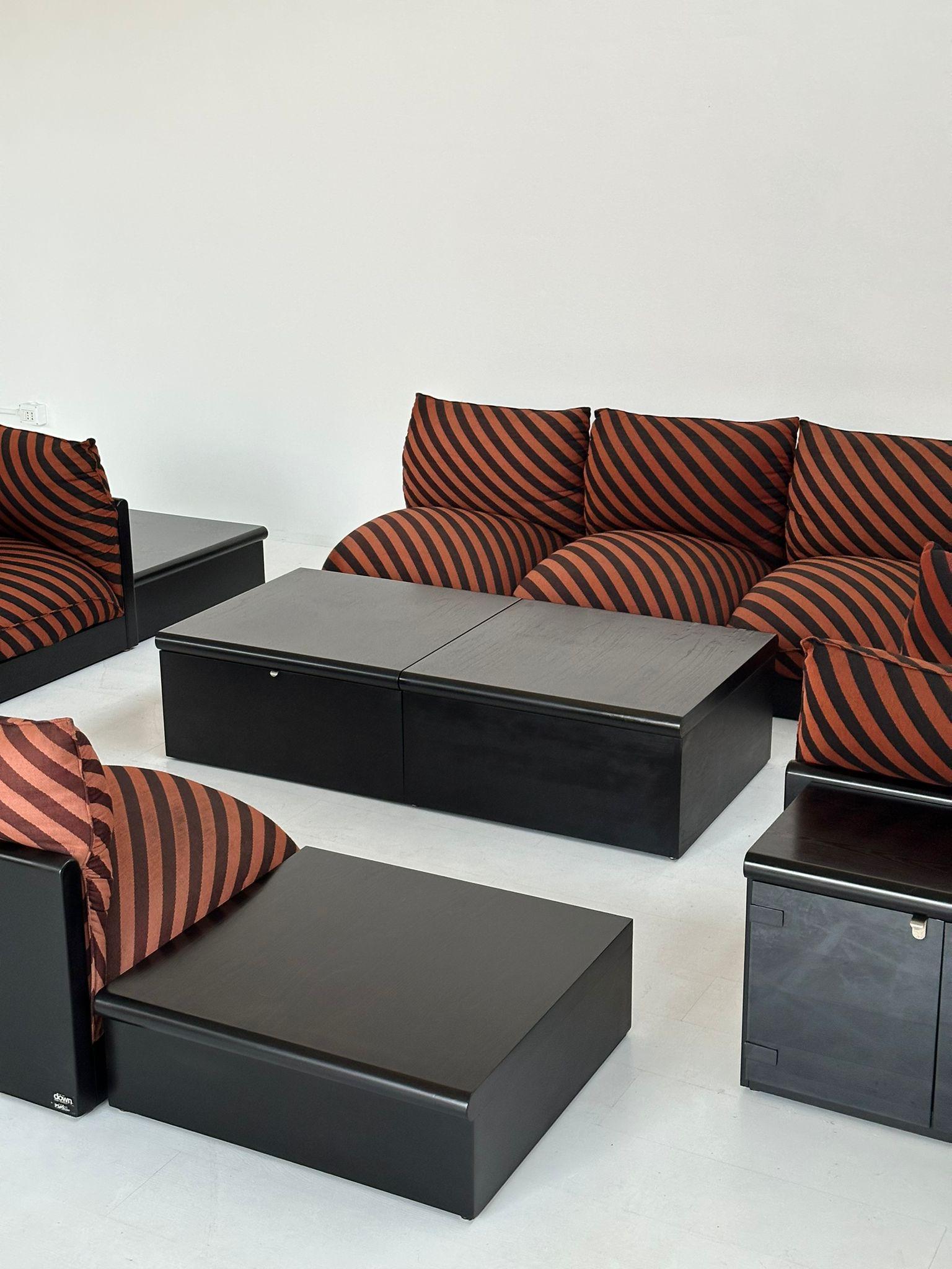 Carlo Bartoli Down Set Sofas and Armchairs For Sale 5
